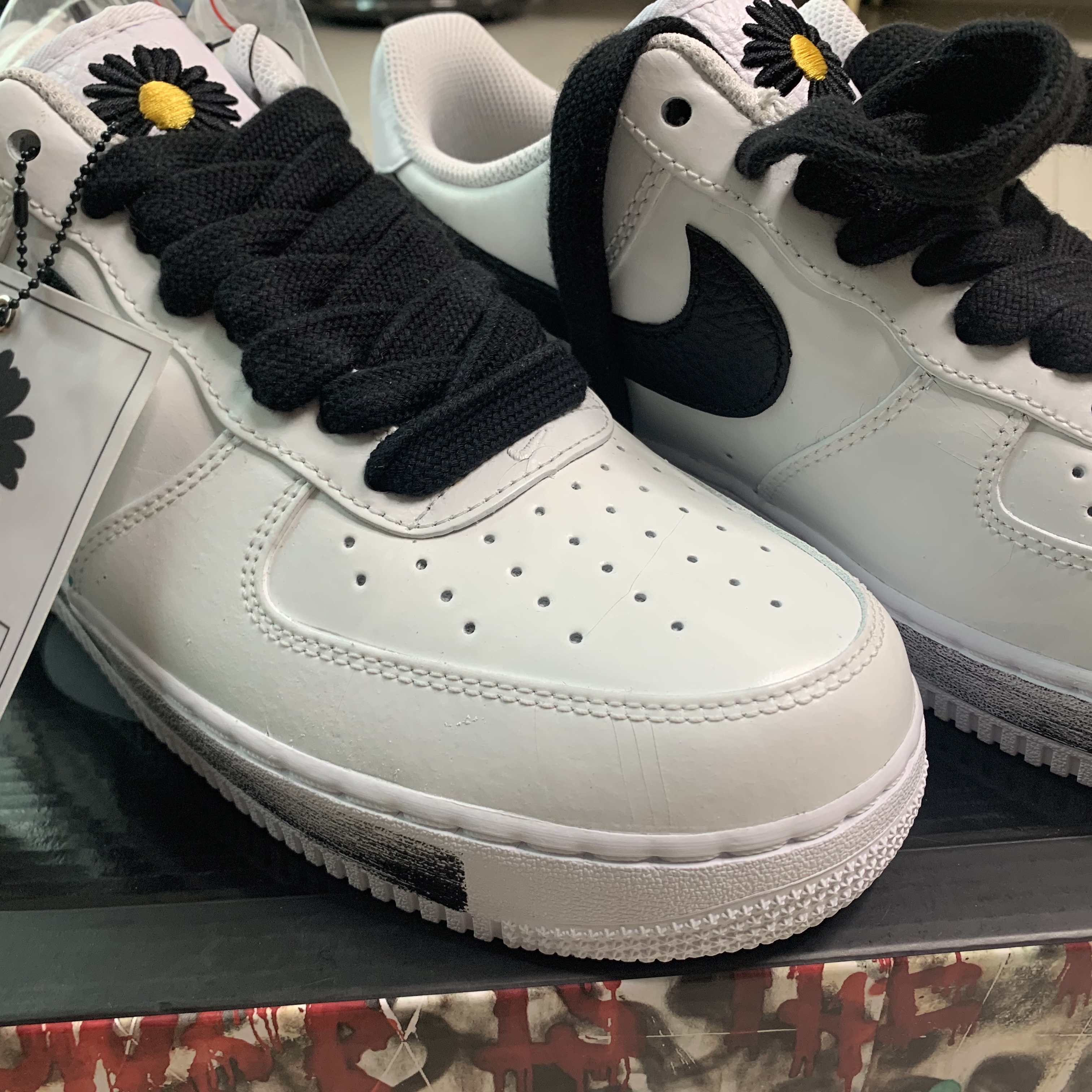 Nike x Peaceminusone Air Force 1 Low Para-Noise 2.0 착용 스타일 - 2