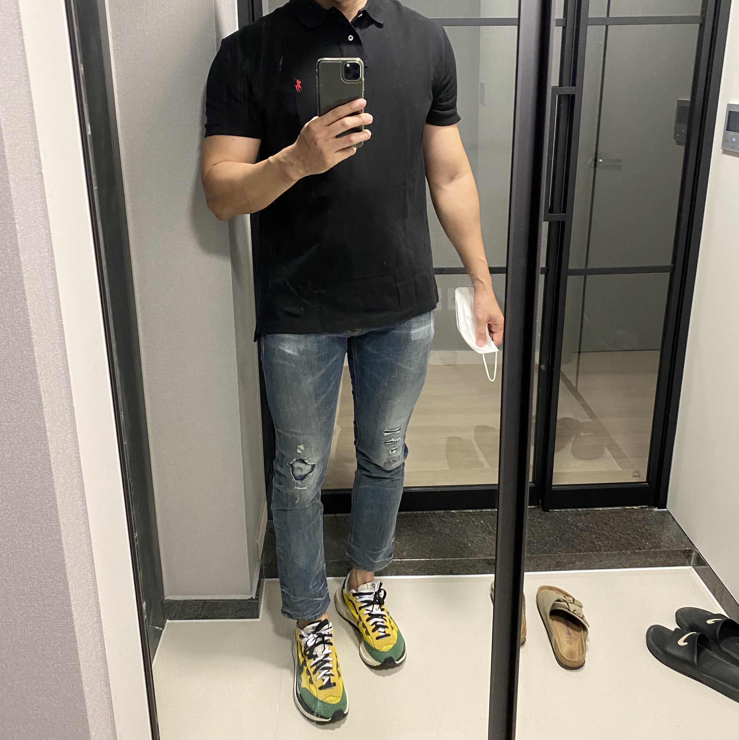 Nike x Sacai VaporWaffle Tour Yellow & Gorge Green Sail 착용 스타일