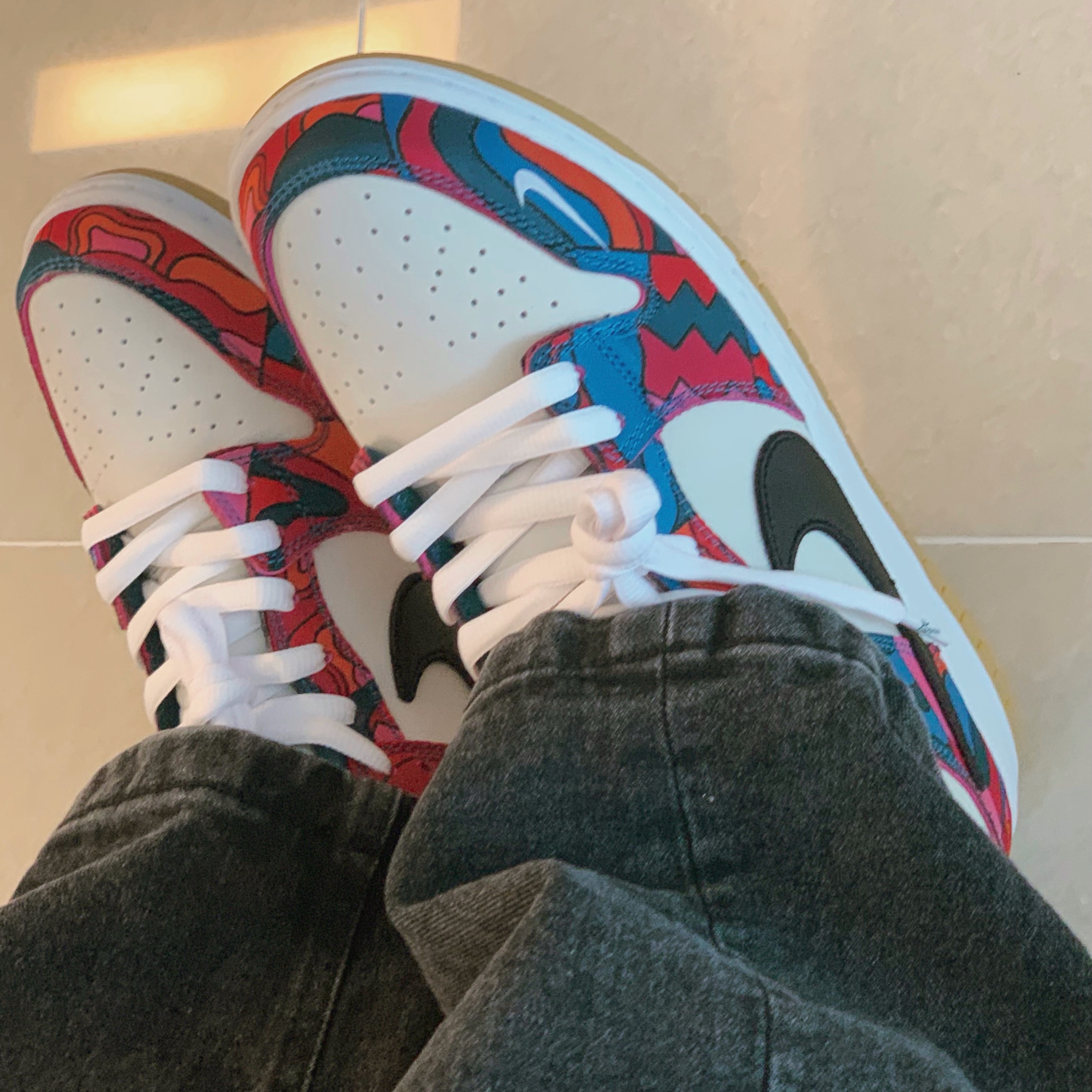 Nike x Parra SB Dunk Low Pro Abstract Art 착용 스타일 - 4