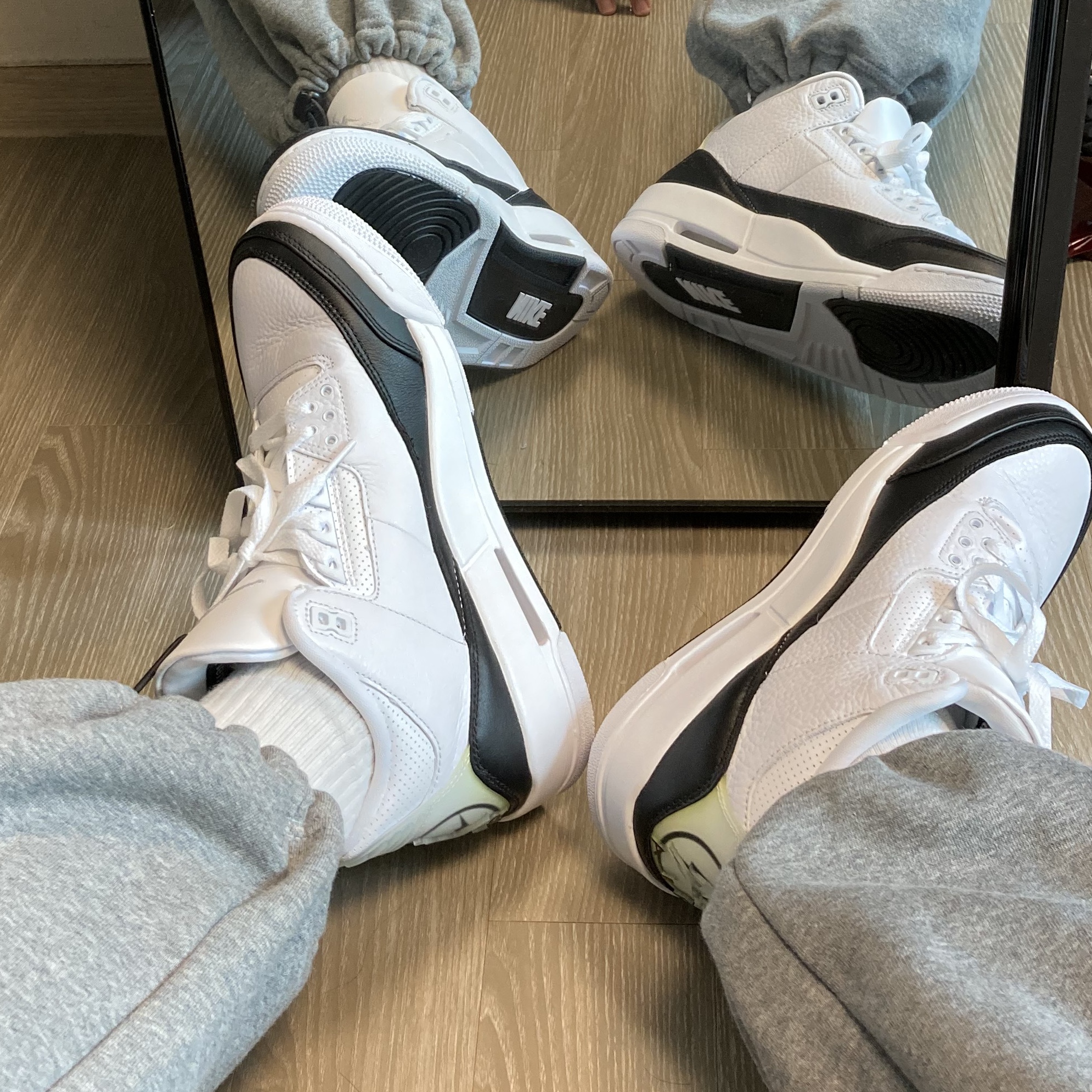 Jordan 3 x Fragment Retro SP White Black 착용 스타일 - 1
