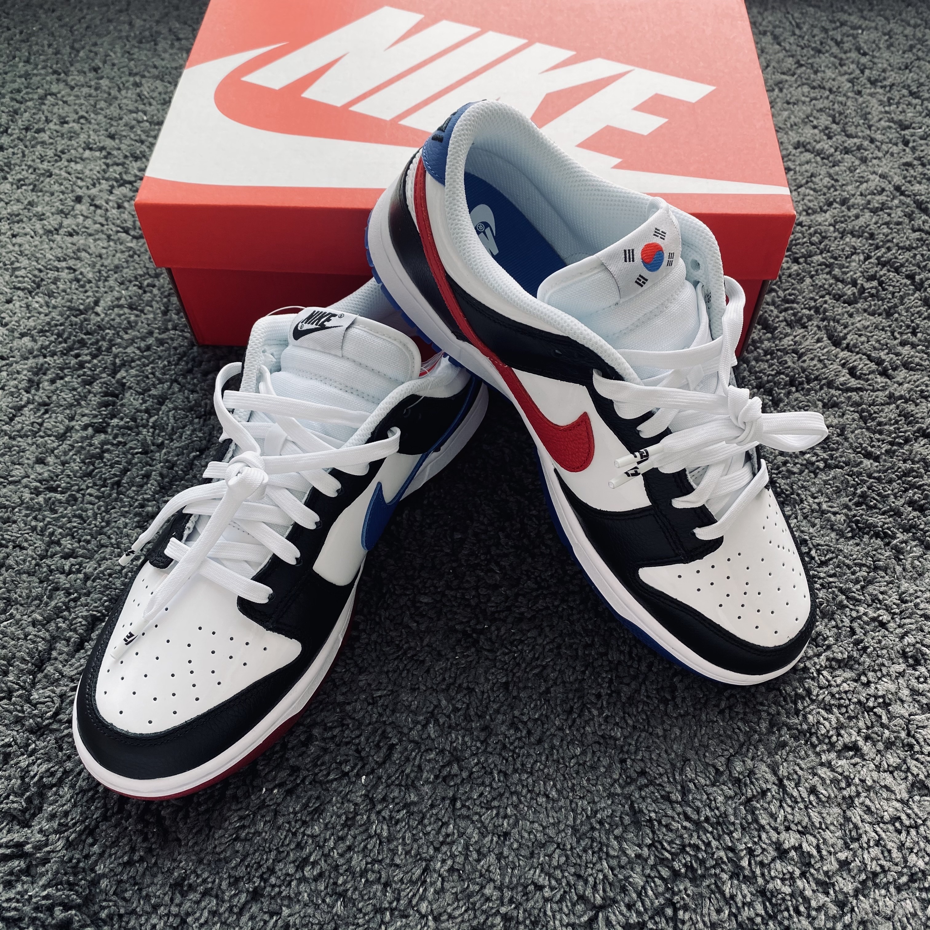 Nike Dunk Low SE Seoul 착용 스타일