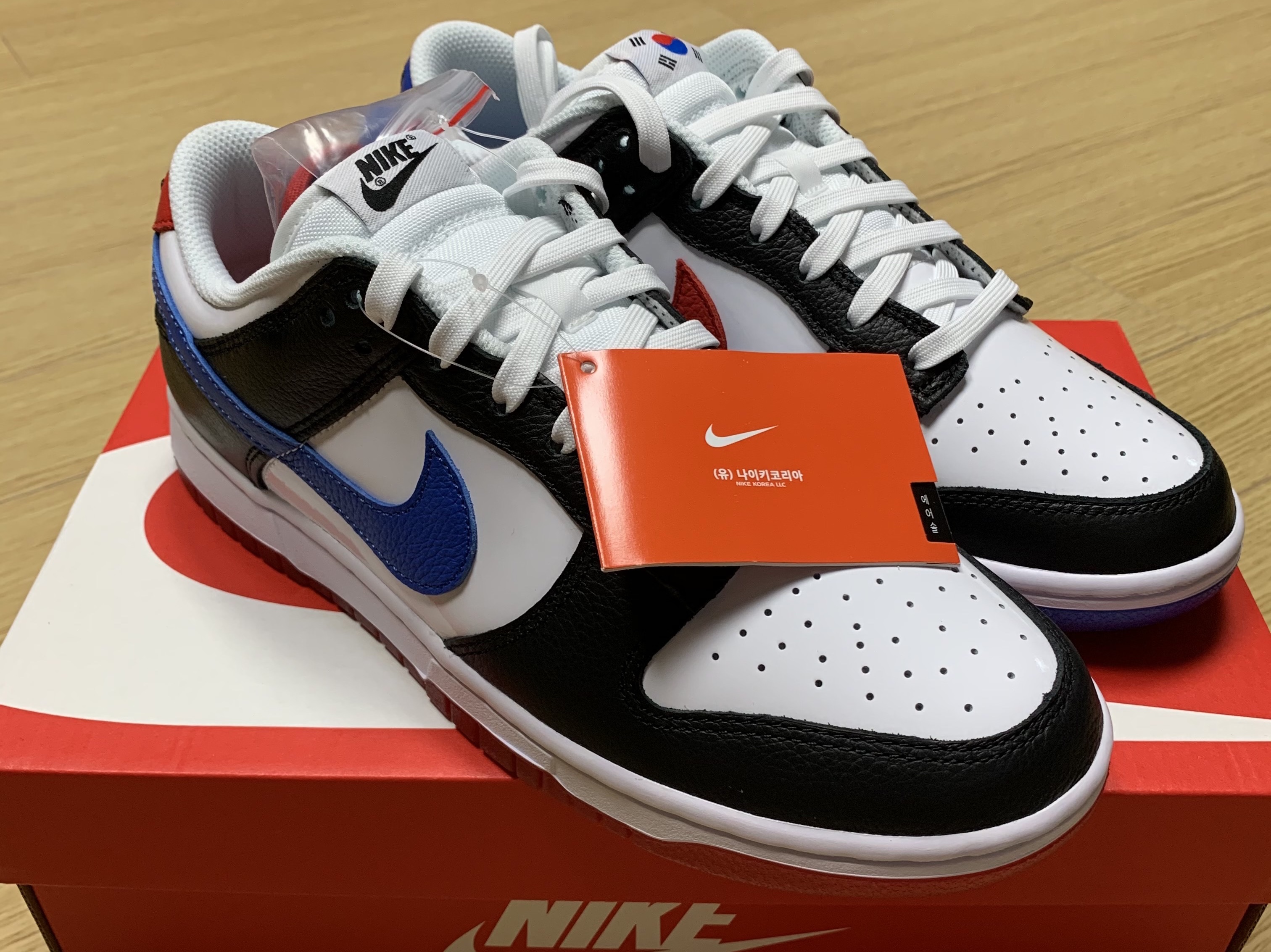 Nike Dunk Low SE Seoul 착용 스타일