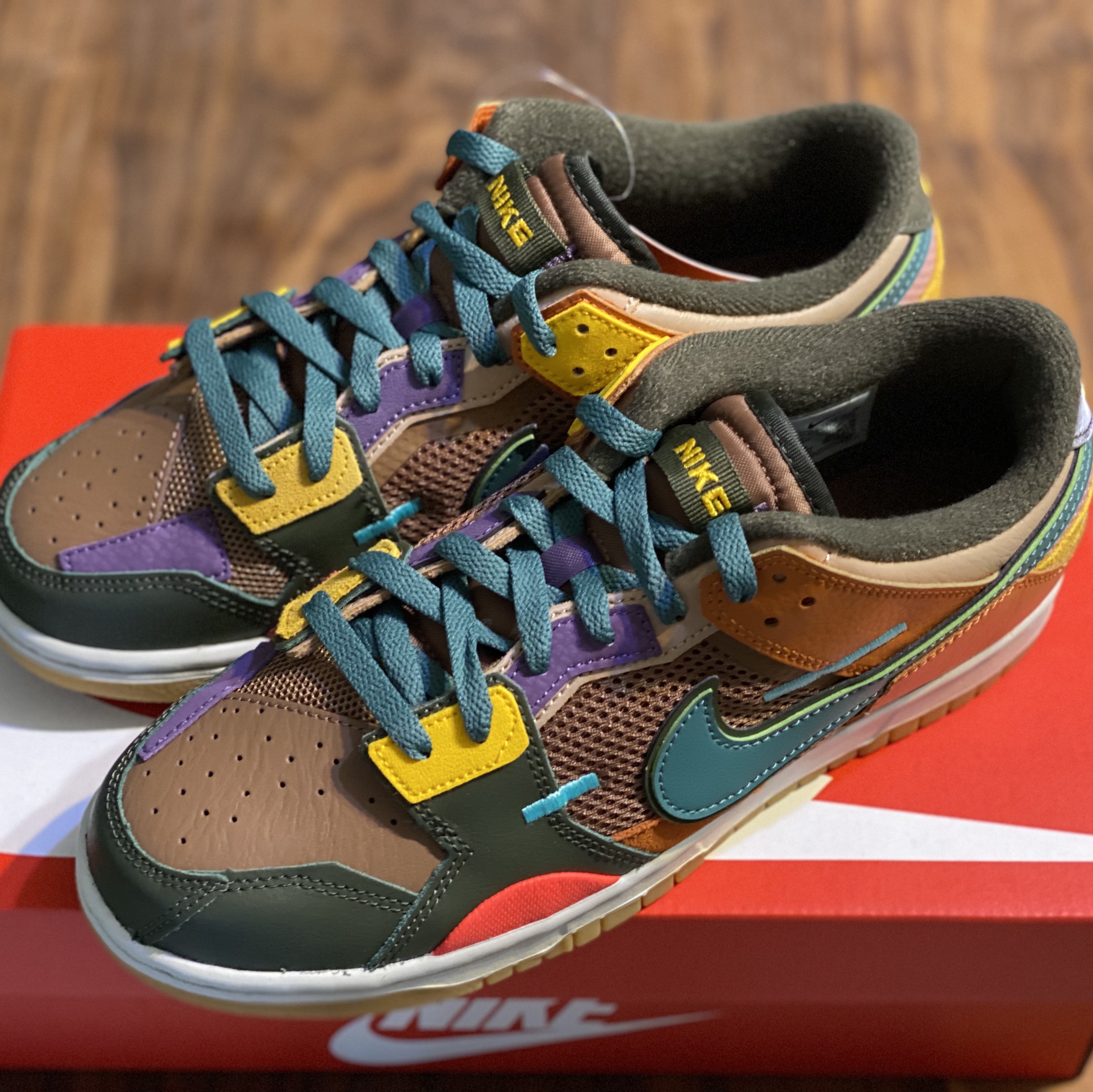 Nike Dunk Scrap Archeo Brown 착용 스타일 - 1