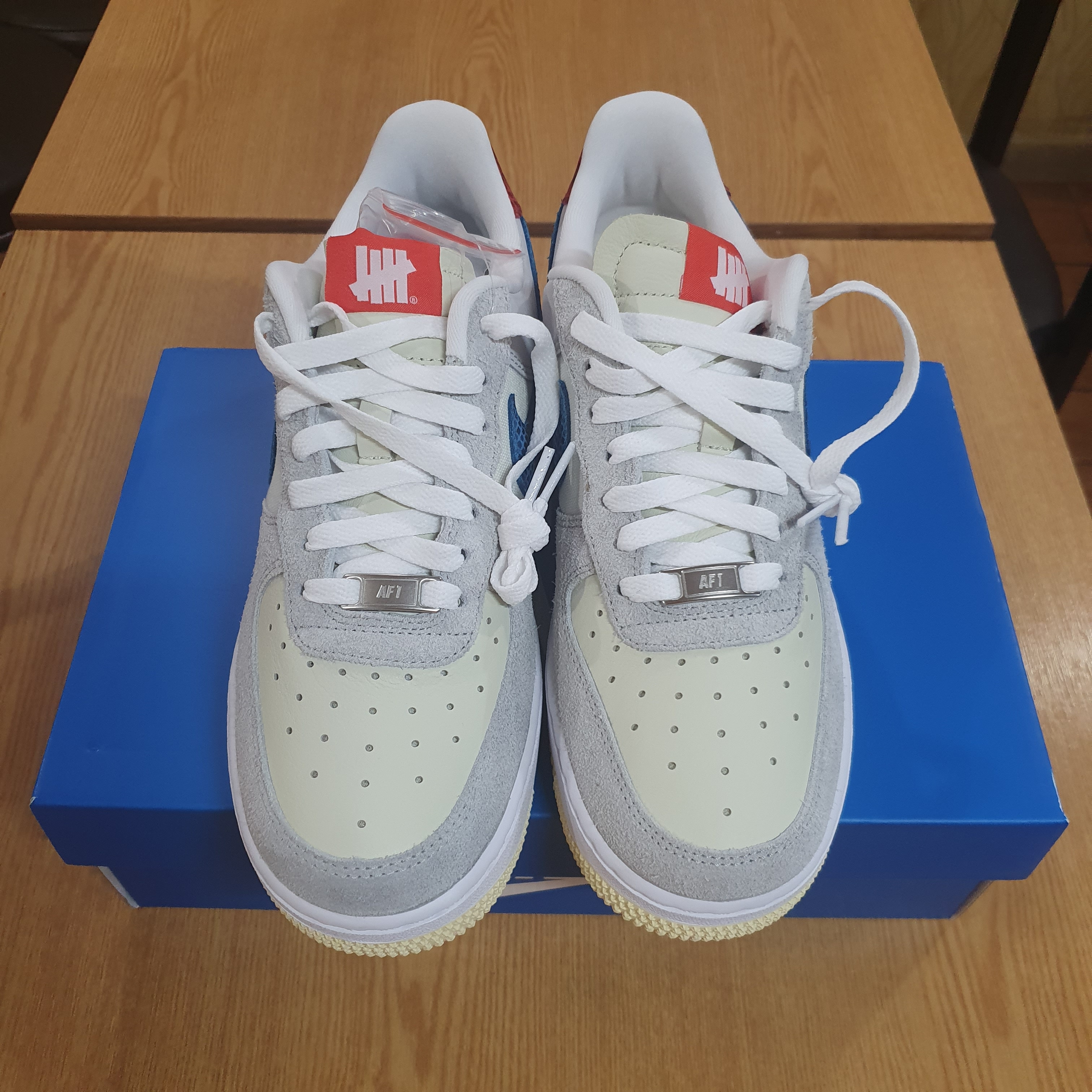 Nike x Undefeated Air Force 1 Low SP 5 On It 착용 스타일 - 2