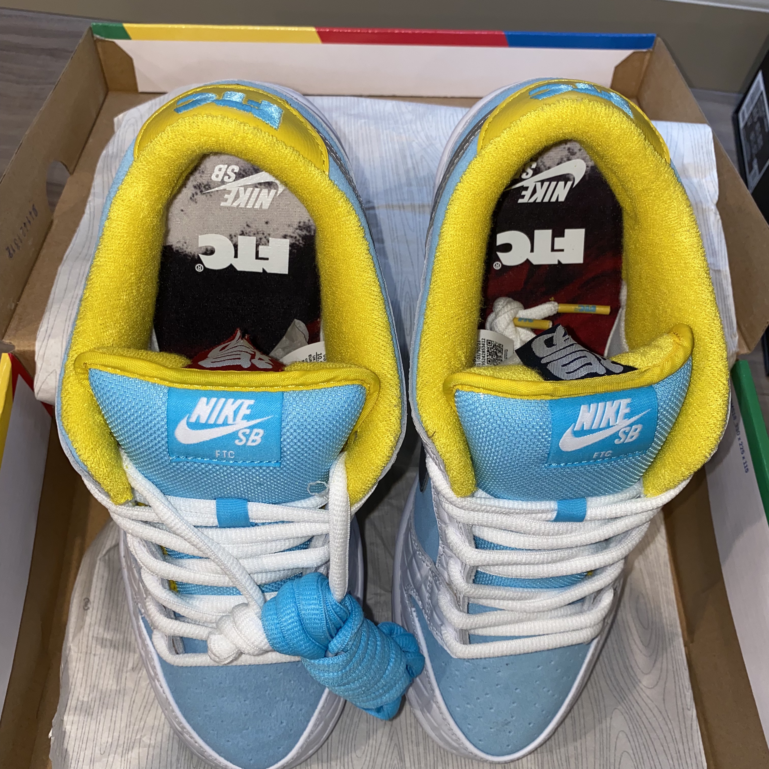 Nike x FTC SB Dunk Low Pro QS Lagoon Pulse 착용 스타일 - 3