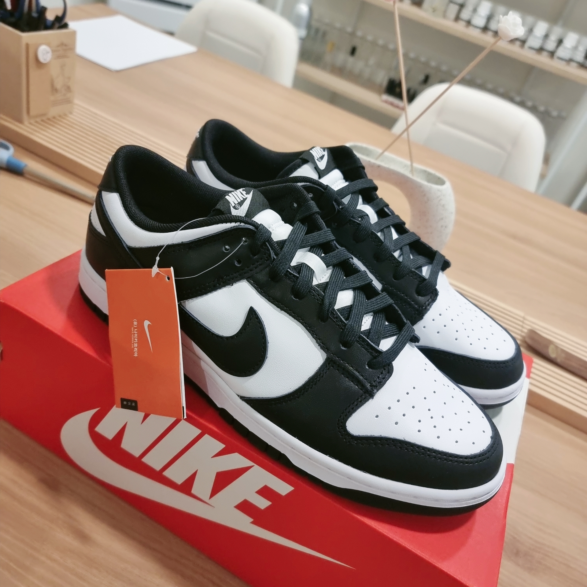 Nike Dunk Low Retro Black 착용 스타일