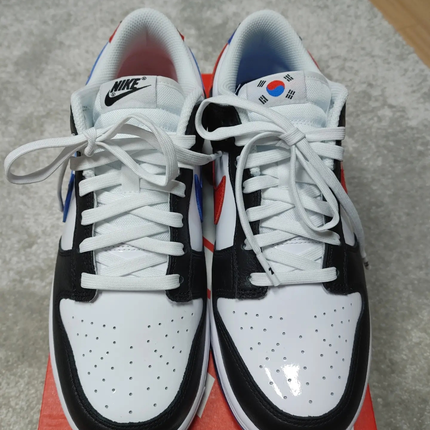 Nike Dunk Low SE Seoul 착용 스타일 - 3