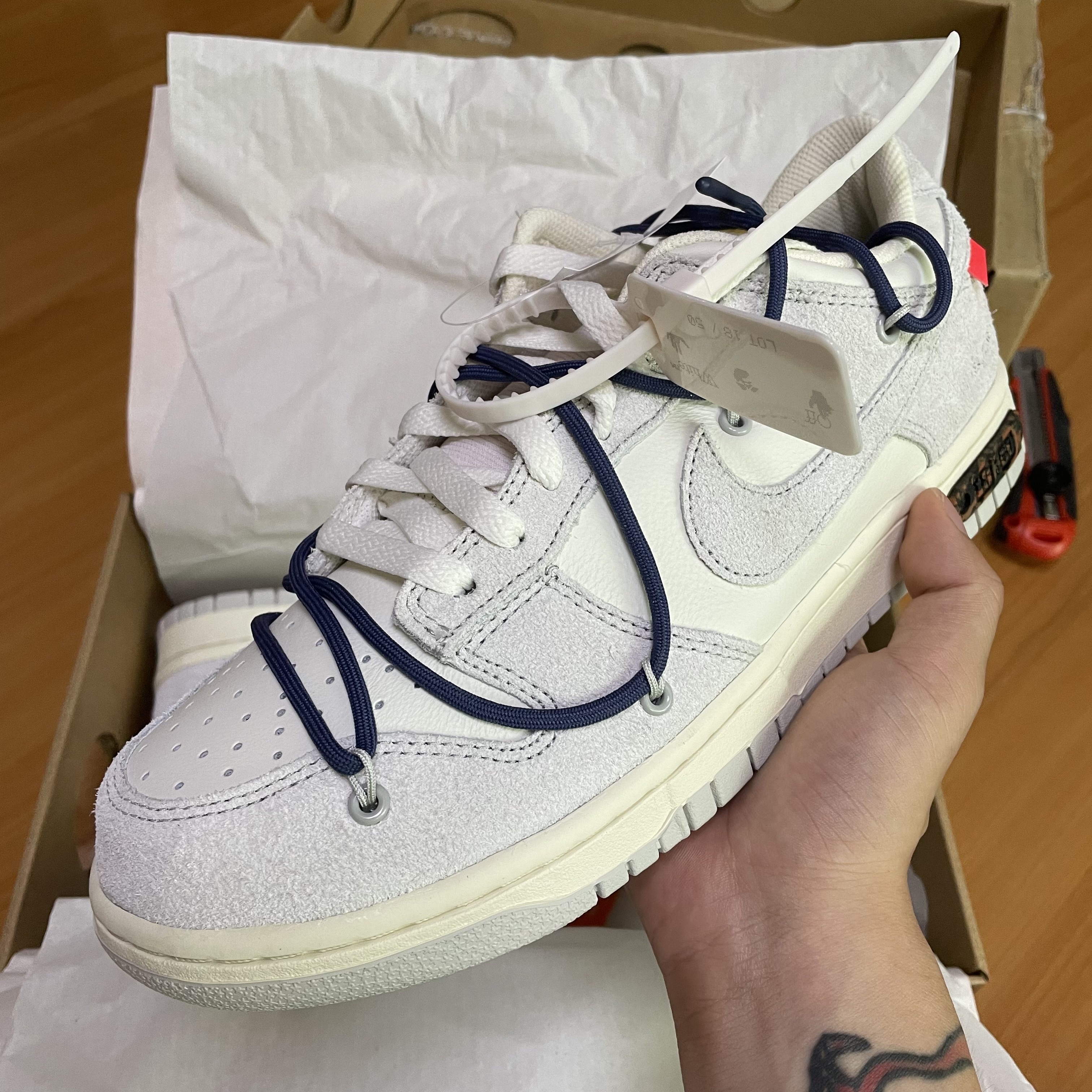 Nike x Off-White Dunk Low The 50 - Lot 18 착용 스타일 - 3