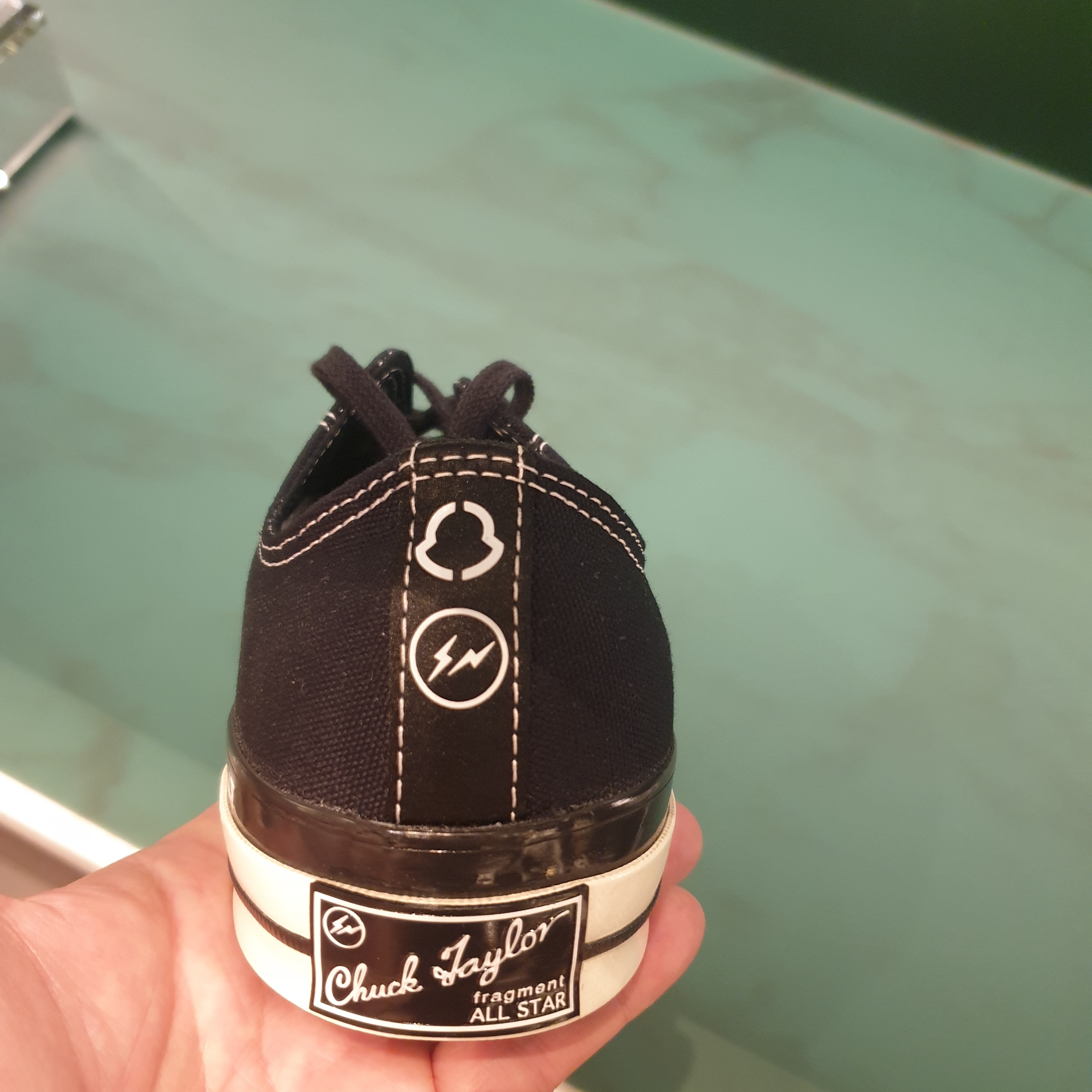 Converse x Moncler x Fragment Chuck 70 Ox Fraylor III Black 착용 스타일 - 2