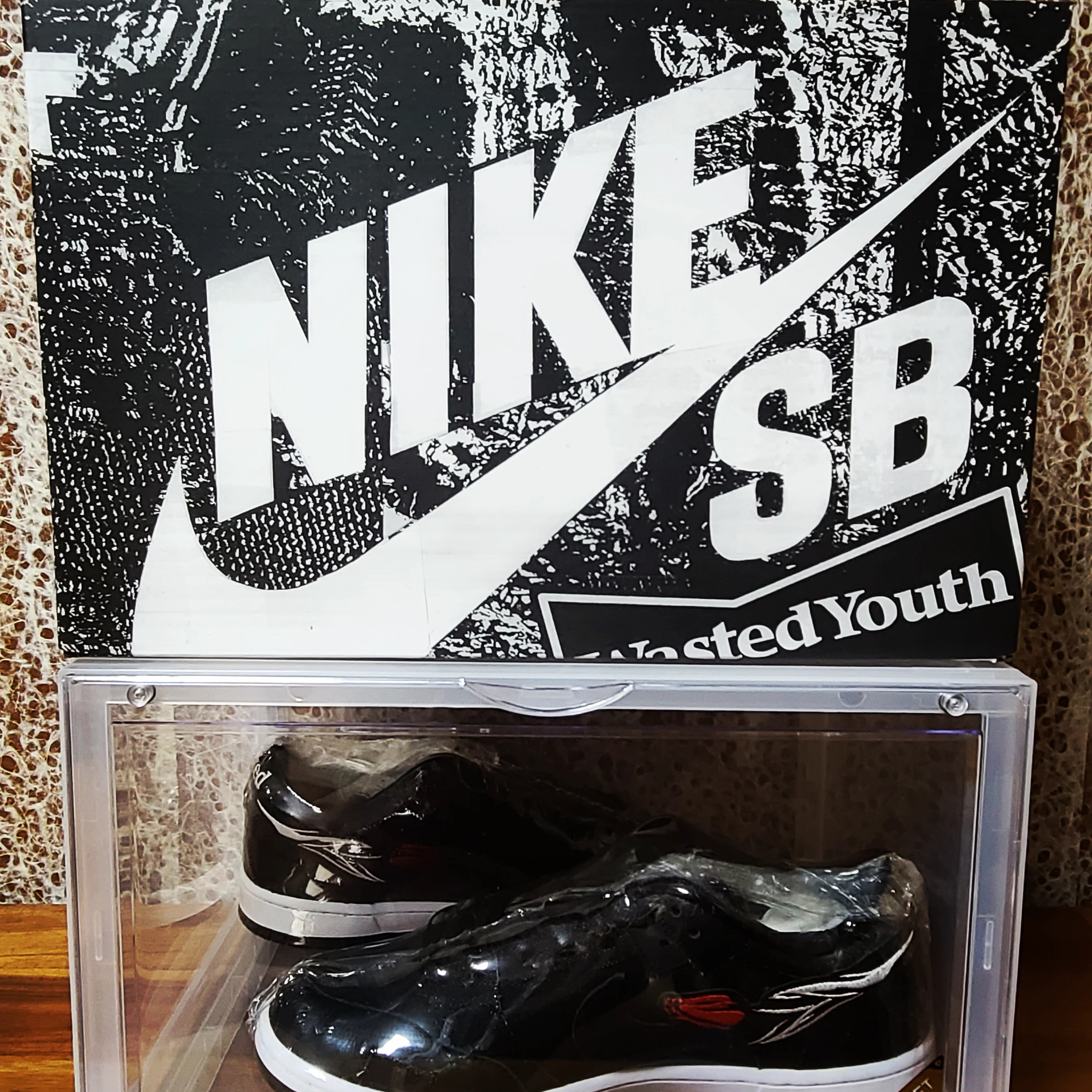 Nike x Verdy SB Dunk Low Pro Wasted Youth (Special Box) 착용 스타일