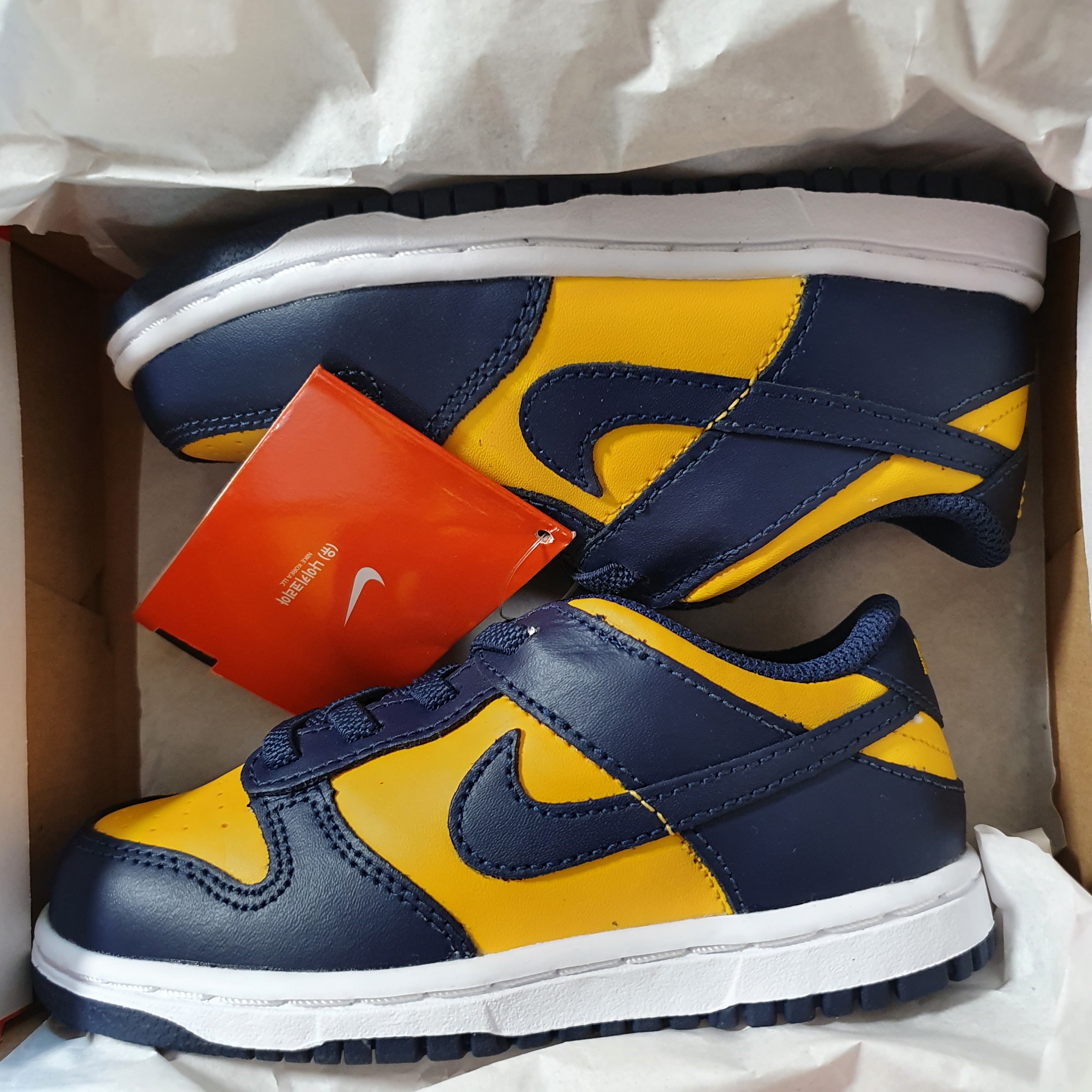 (TD) Nike Dunk Low Varsity Maize, (PS) Nike Dunk Low Black 착용 스타일 - 1