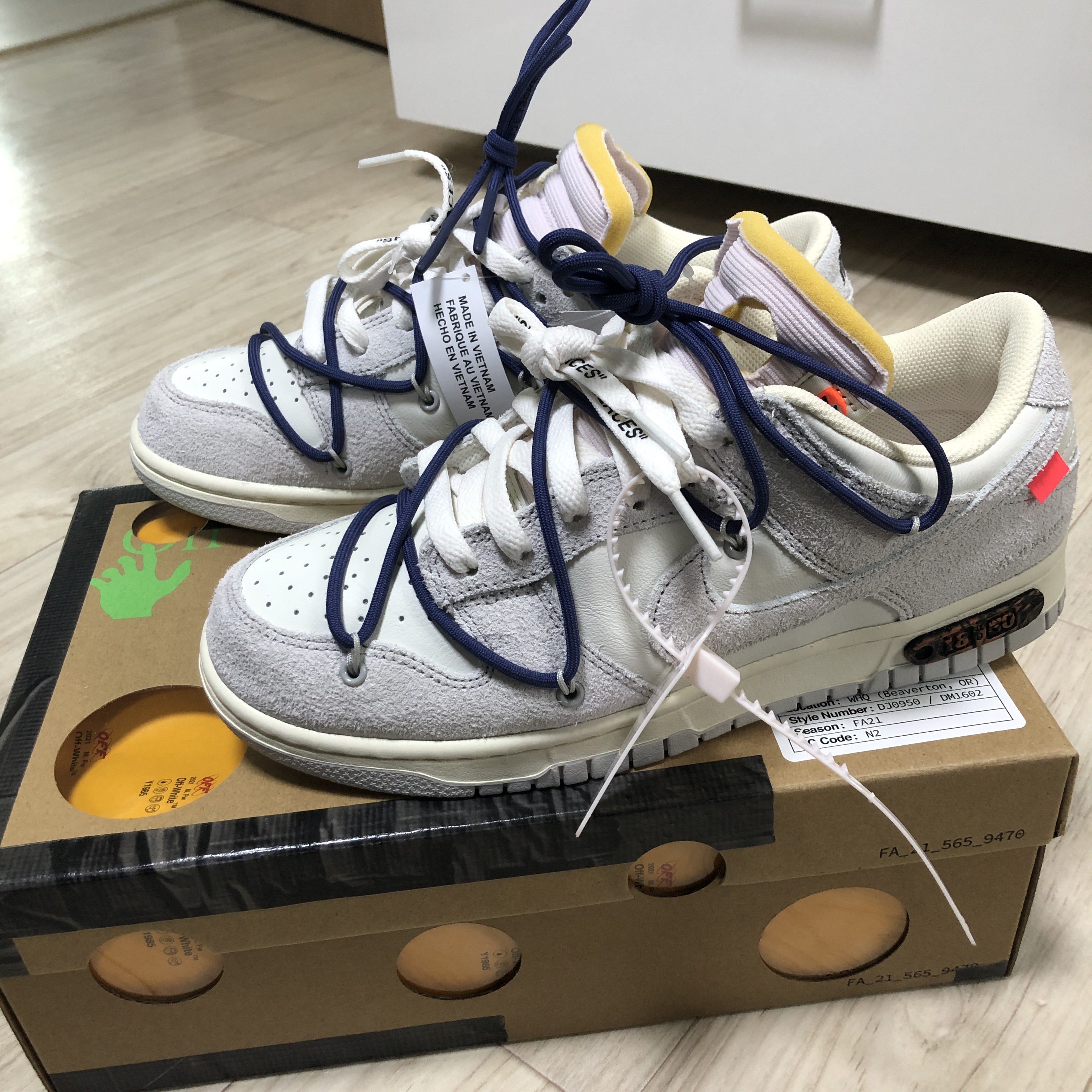 Nike x Off-White Dunk Low The 50 - Lot 18 착용 스타일