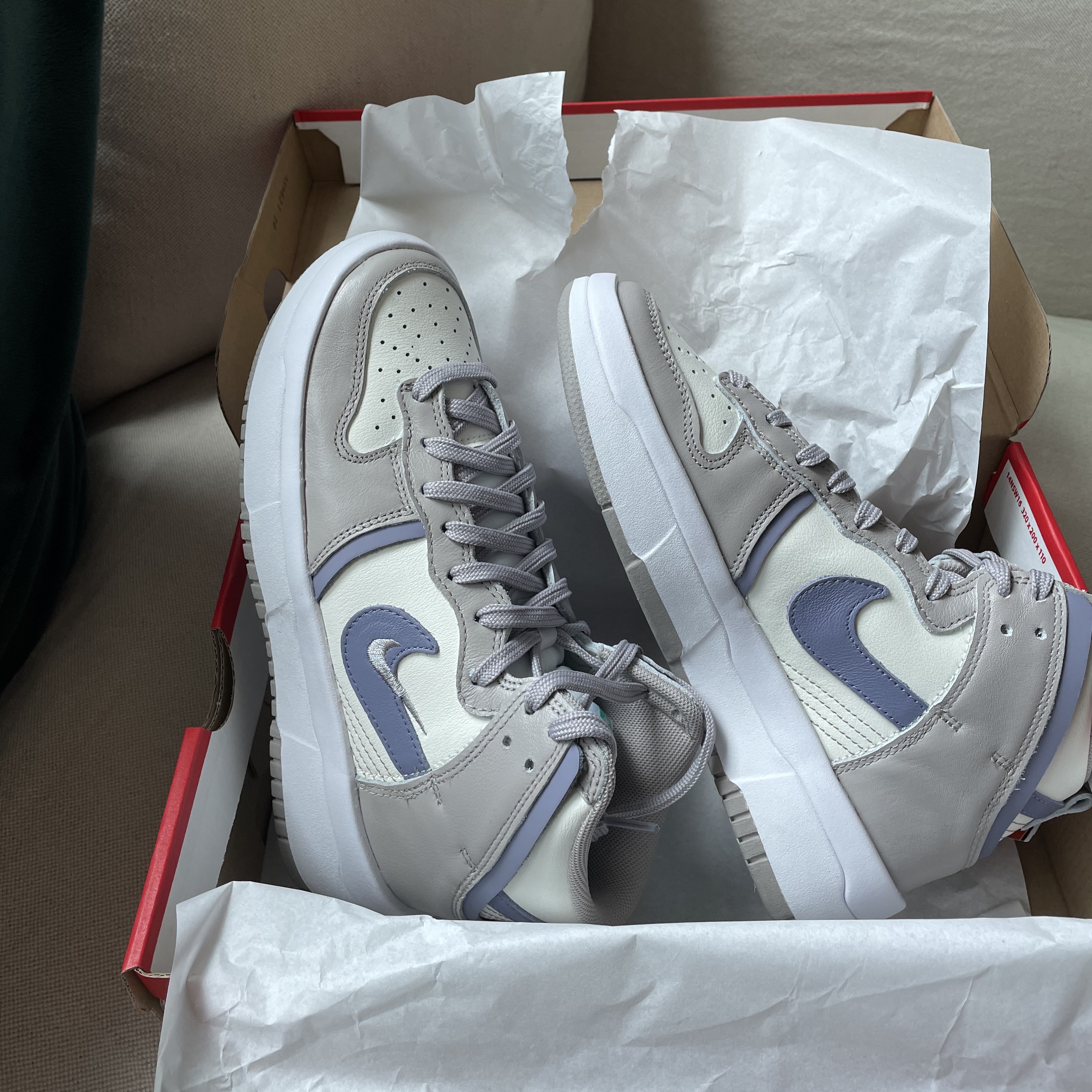 (W) Nike Dunk High Up Iron Purple 착용 스타일 - 3