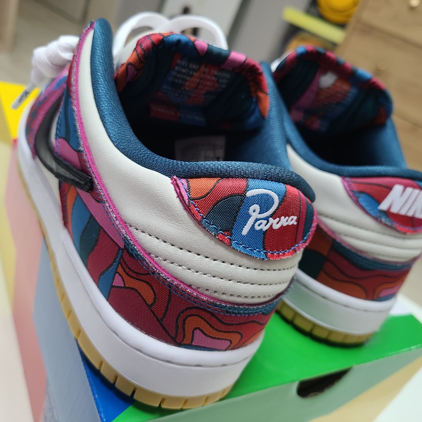 Nike x Parra SB Dunk Low Pro Abstract Art 착용 스타일 - 3