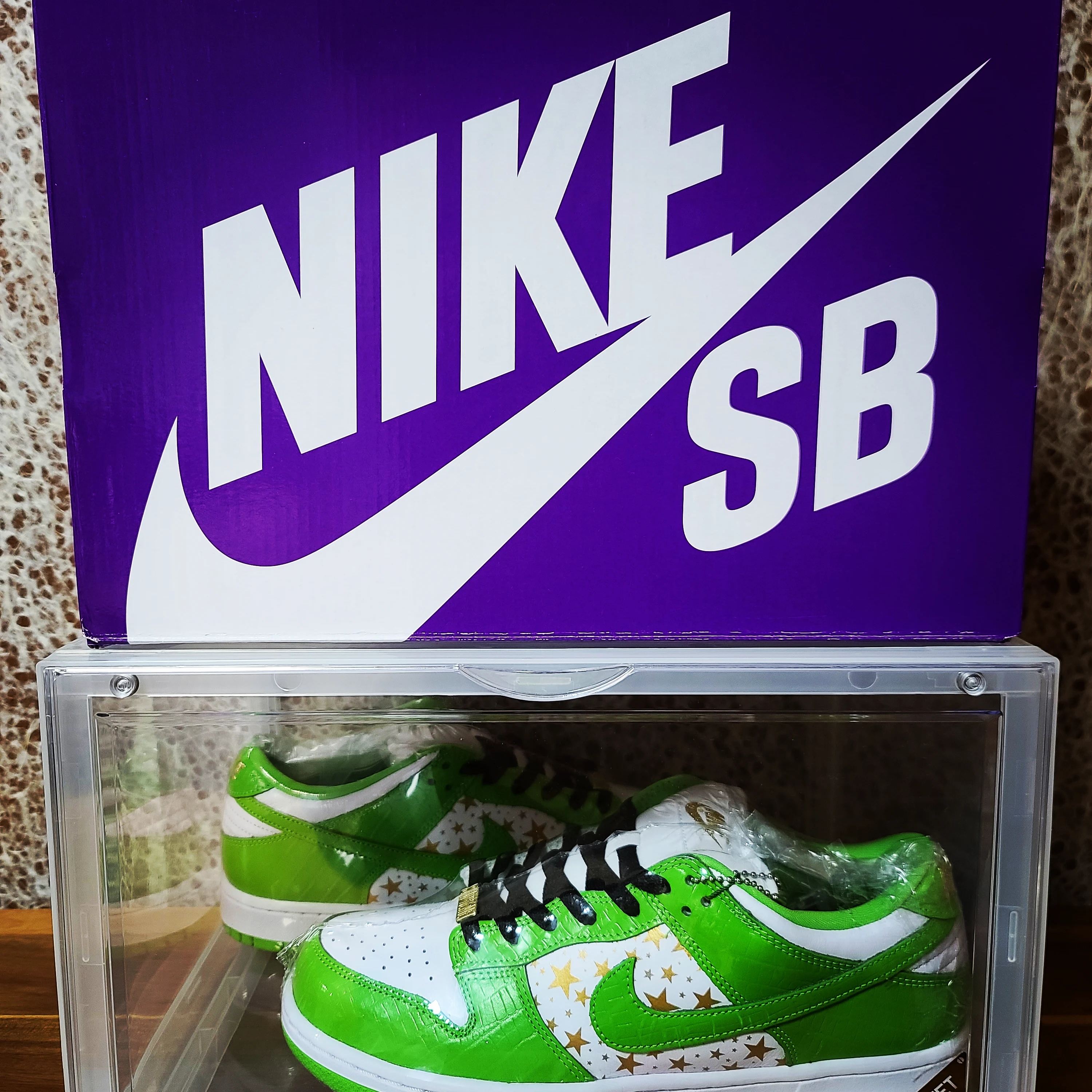 Nike x Supreme SB Dunk Low Mean Green 착용 스타일