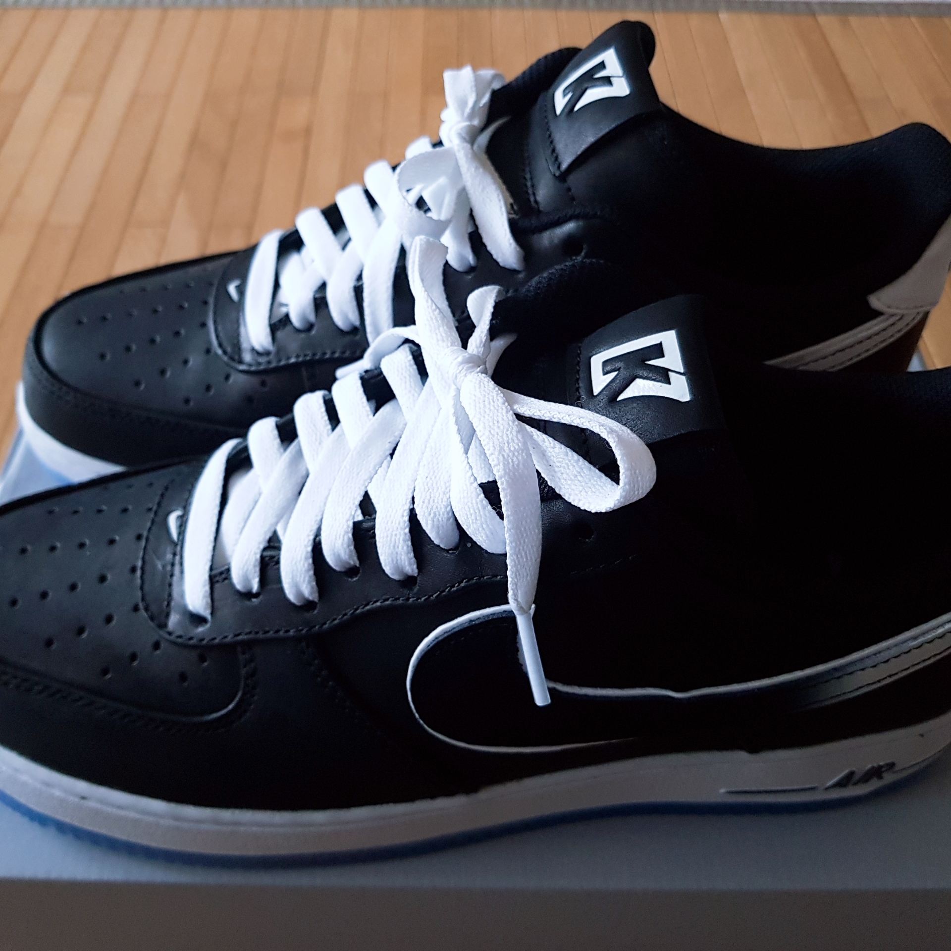 Nike Air Force 1 Low Colin Kaepernick 착용 스타일