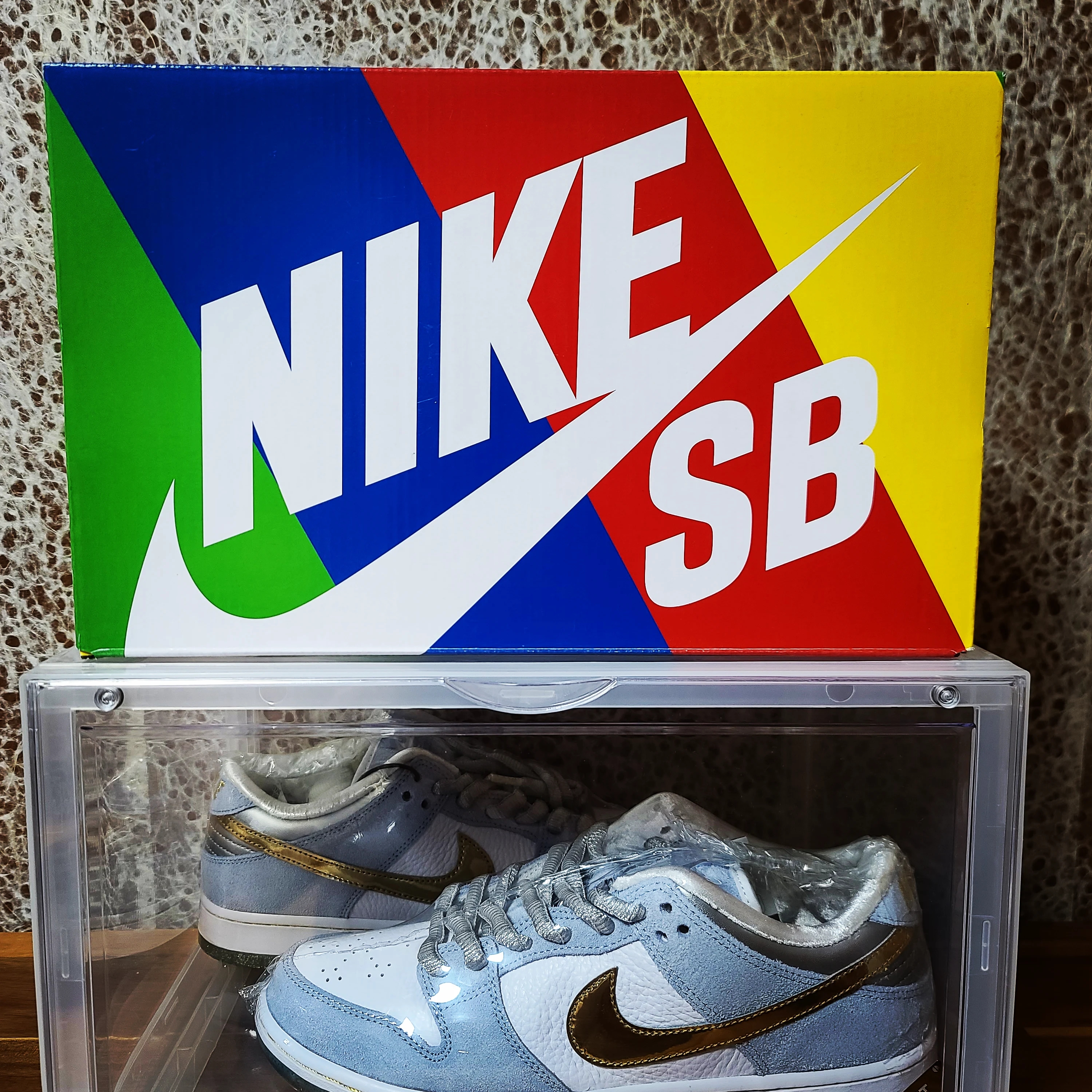 Nike x Sean Cliver SB Dunk Low Holiday Special 착용 스타일