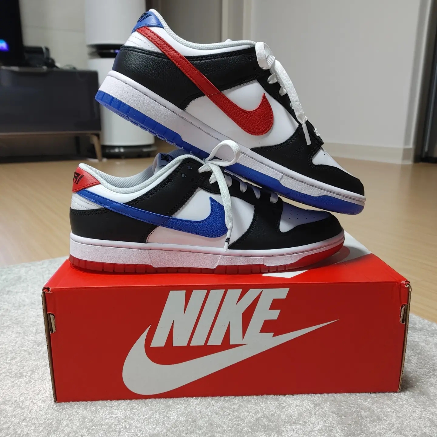 Nike Dunk Low SE Seoul 착용 스타일 - 2
