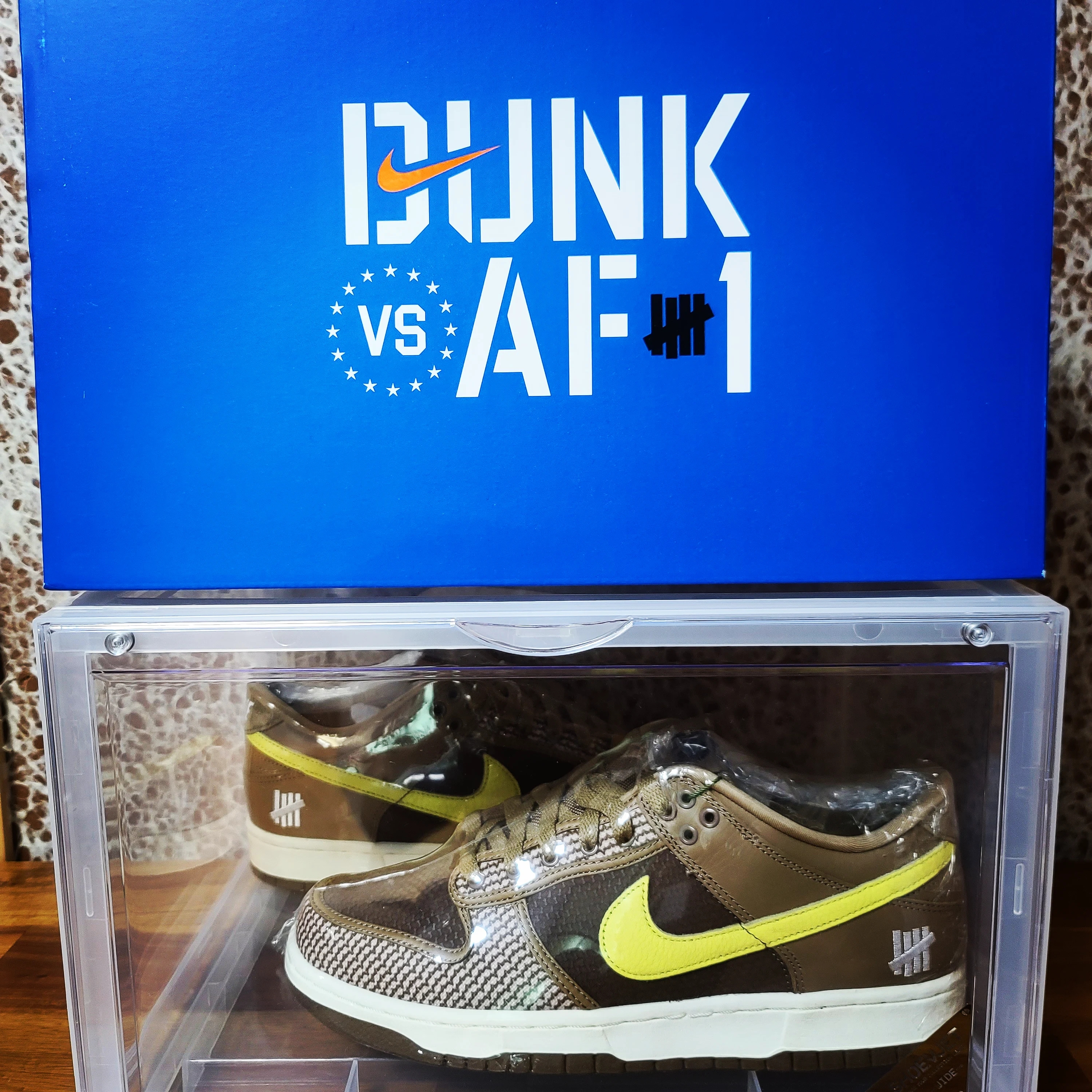 Nike x Undefeated Dunk Low SP Canteen 착용 스타일