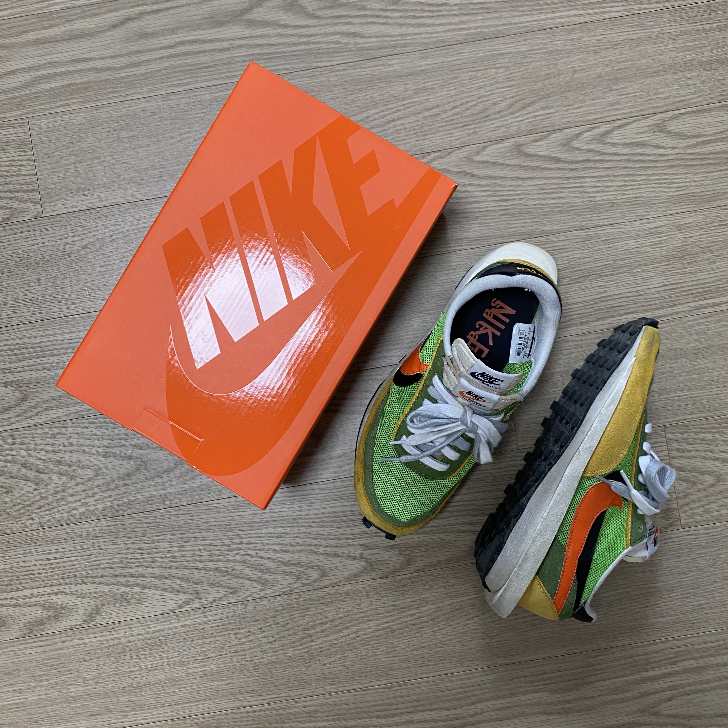 Nike x Sacai LDWaffle Green Multi 착용 스타일 - 1