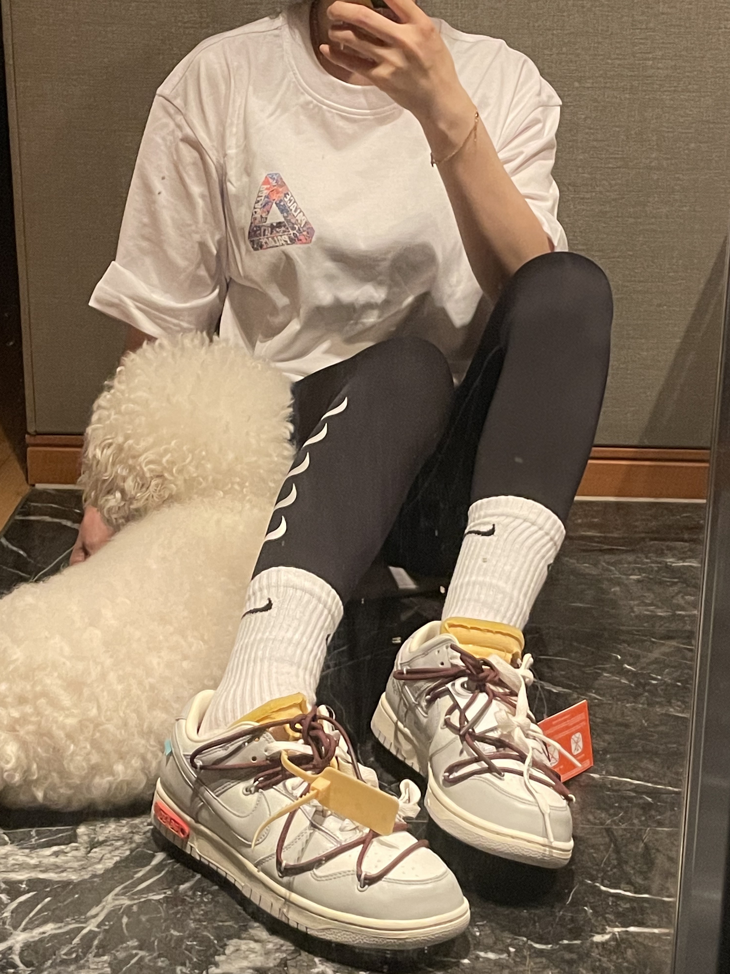 Palace Tri-Sticker Pack T-Shirt White - 21FW, Nike x Off-White Dunk Low The 50 - Lot 46 착용 스타일 - 1