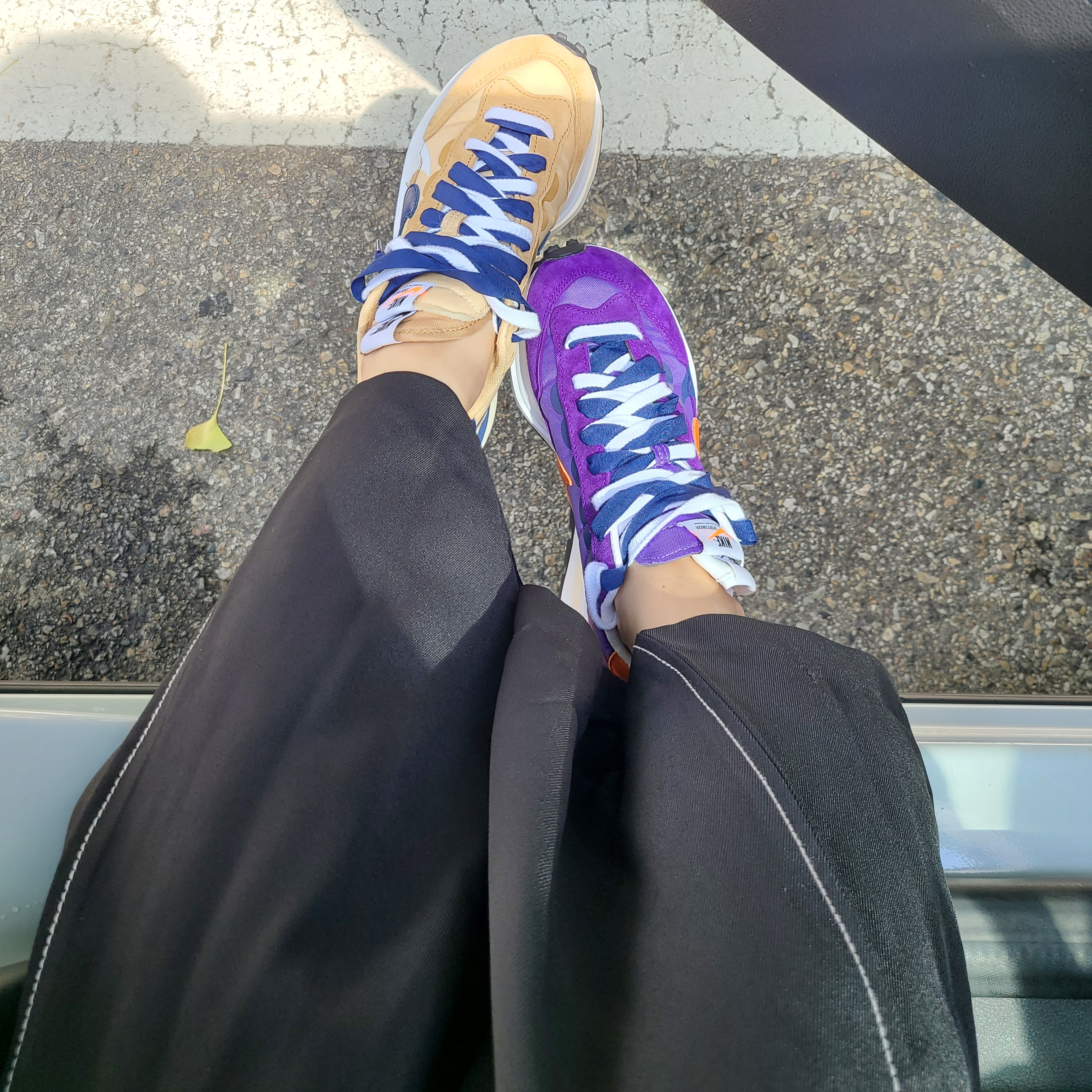 Nike x Sacai VaporWaffle Sesame and Blue Void, Nike x Sacai VaporWaffle Dark Iris 착용 스타일 - 1