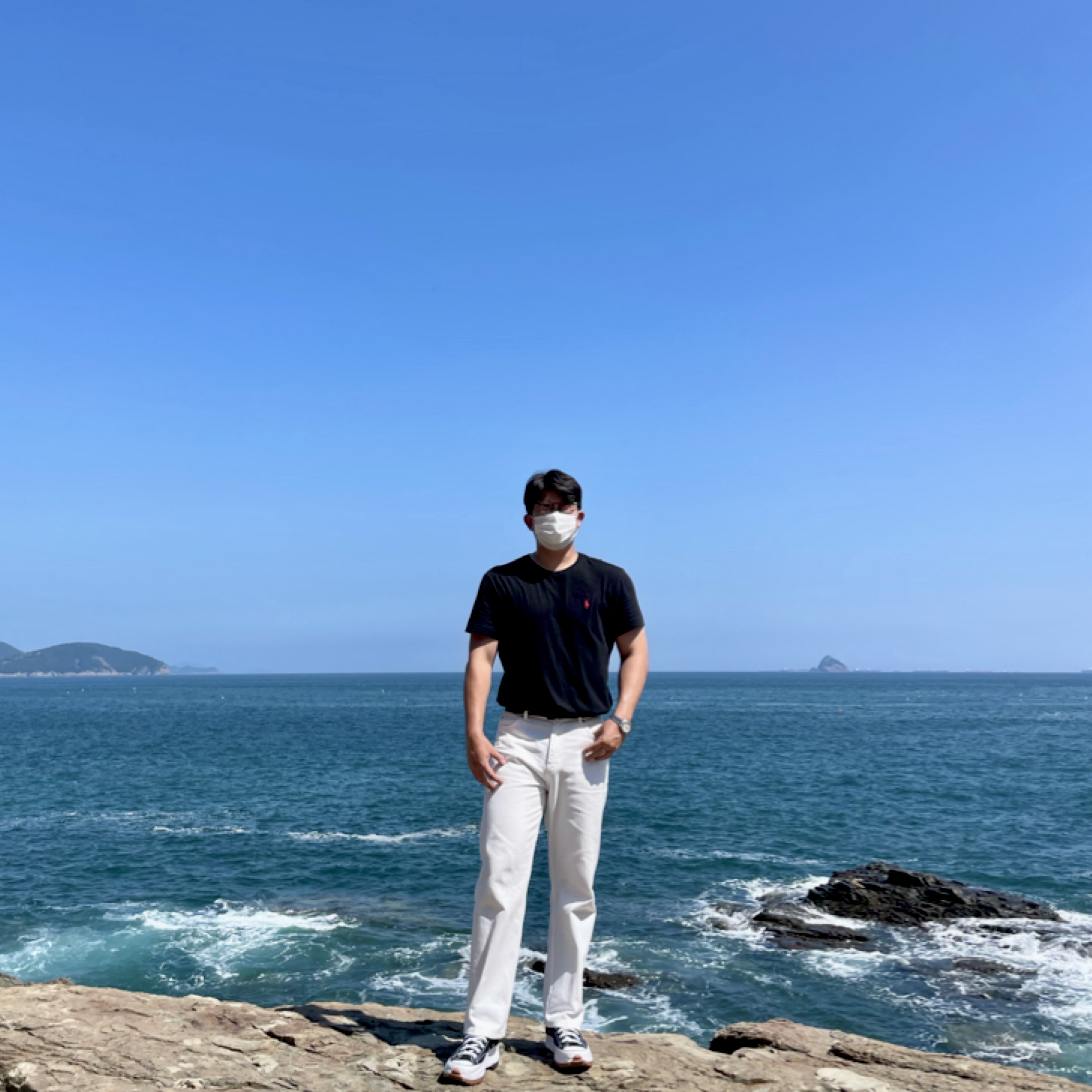 Converse x JW Anderson Run Star Hike Hi Black 착용 스타일 - 2
