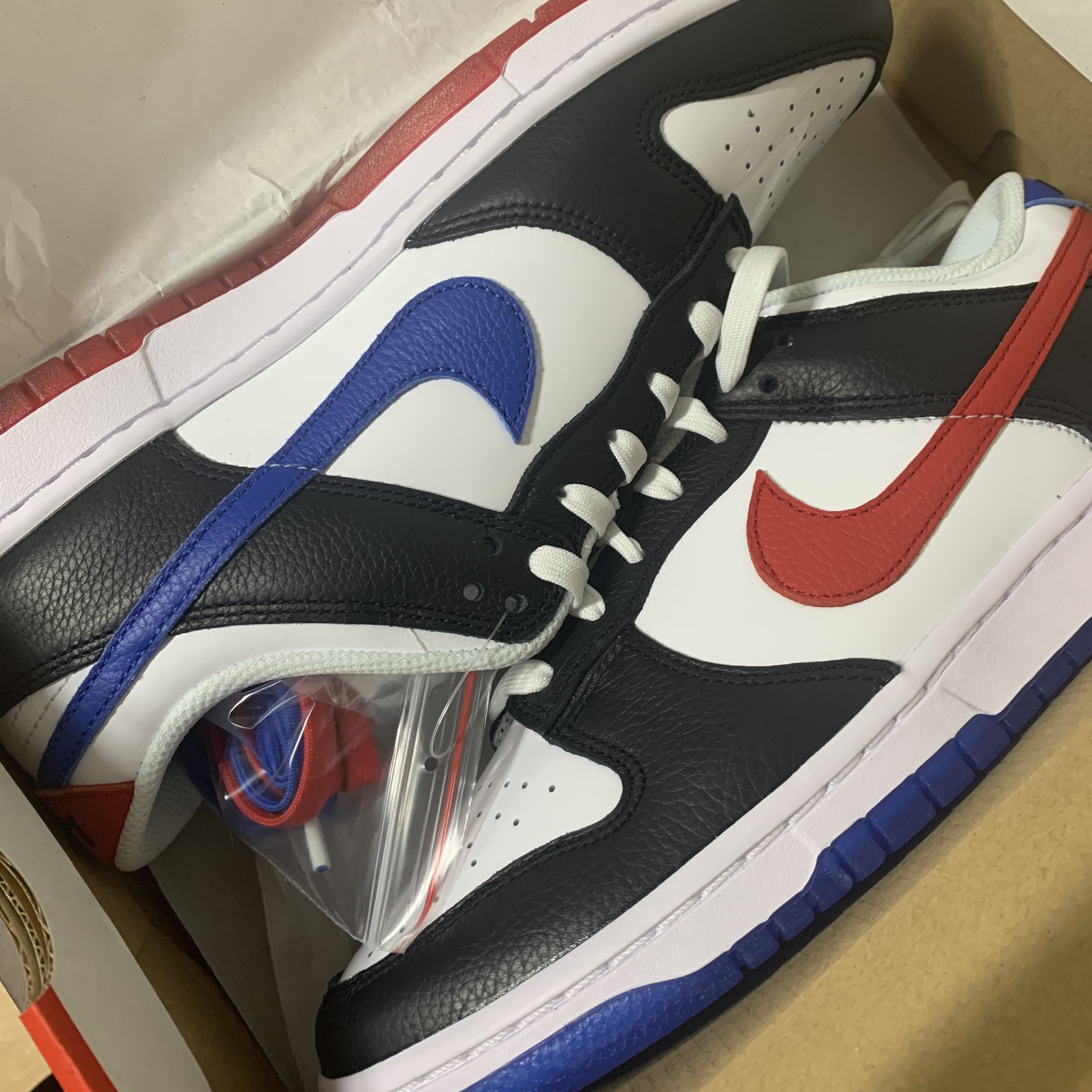 Nike Dunk Low SE Seoul 착용 스타일