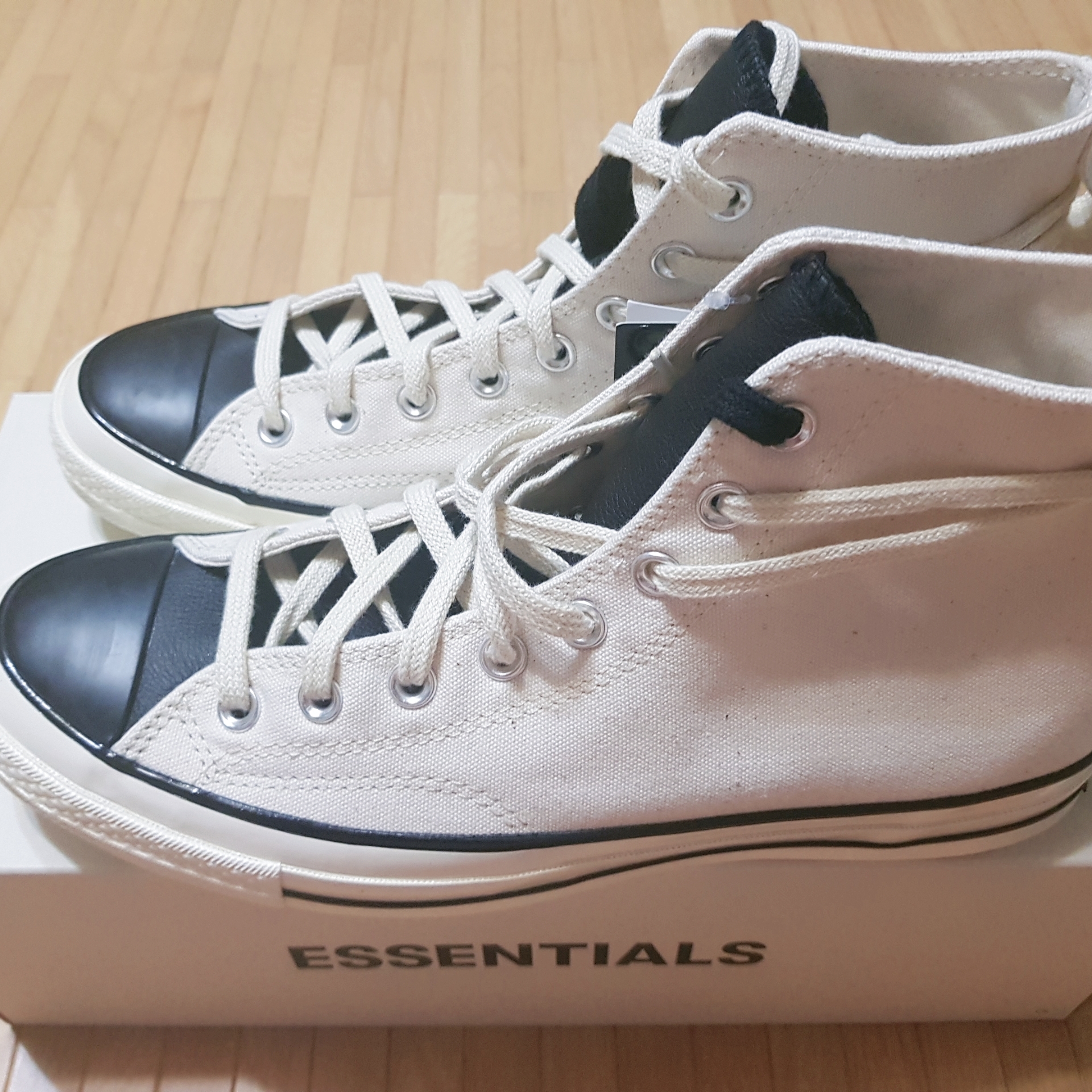 Converse x Fear of God Essentials Chuck 70 Hi Natural 2020 착용 스타일