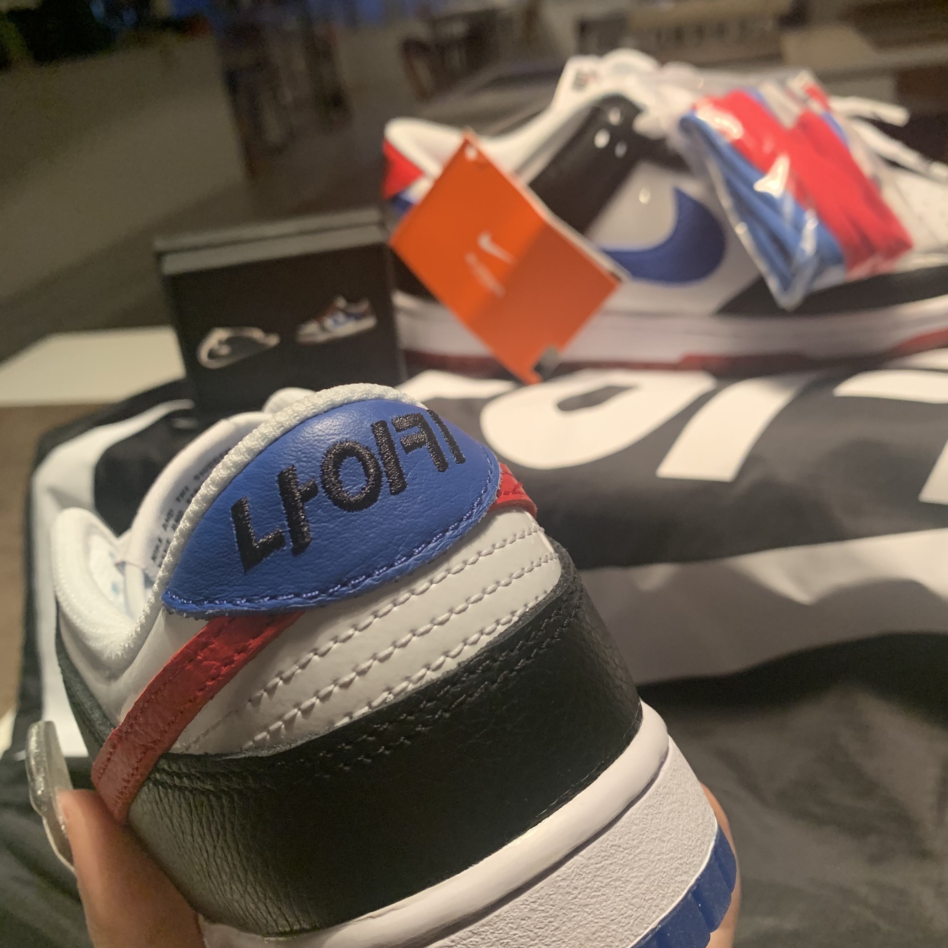 Nike Dunk Low SE Seoul, Nike Dunk Low SE Seoul (With Special Gift) 착용 스타일 - 3