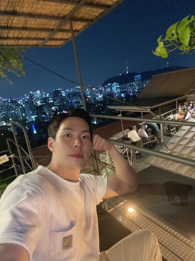 KREAM 프로필 이미지