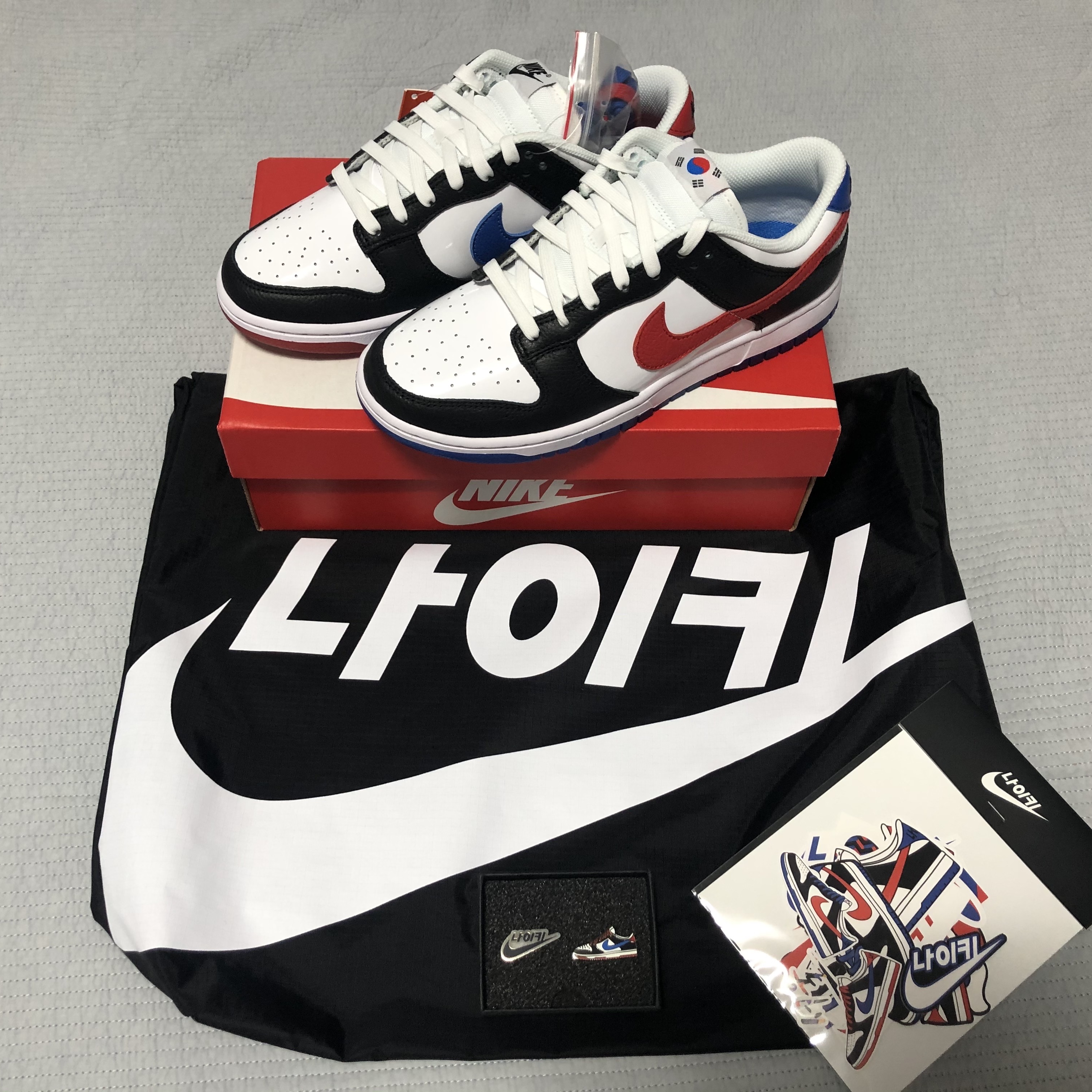 Nike Dunk Low SE Seoul, Nike Dunk Low SE Seoul (With Special Gift) 착용 스타일