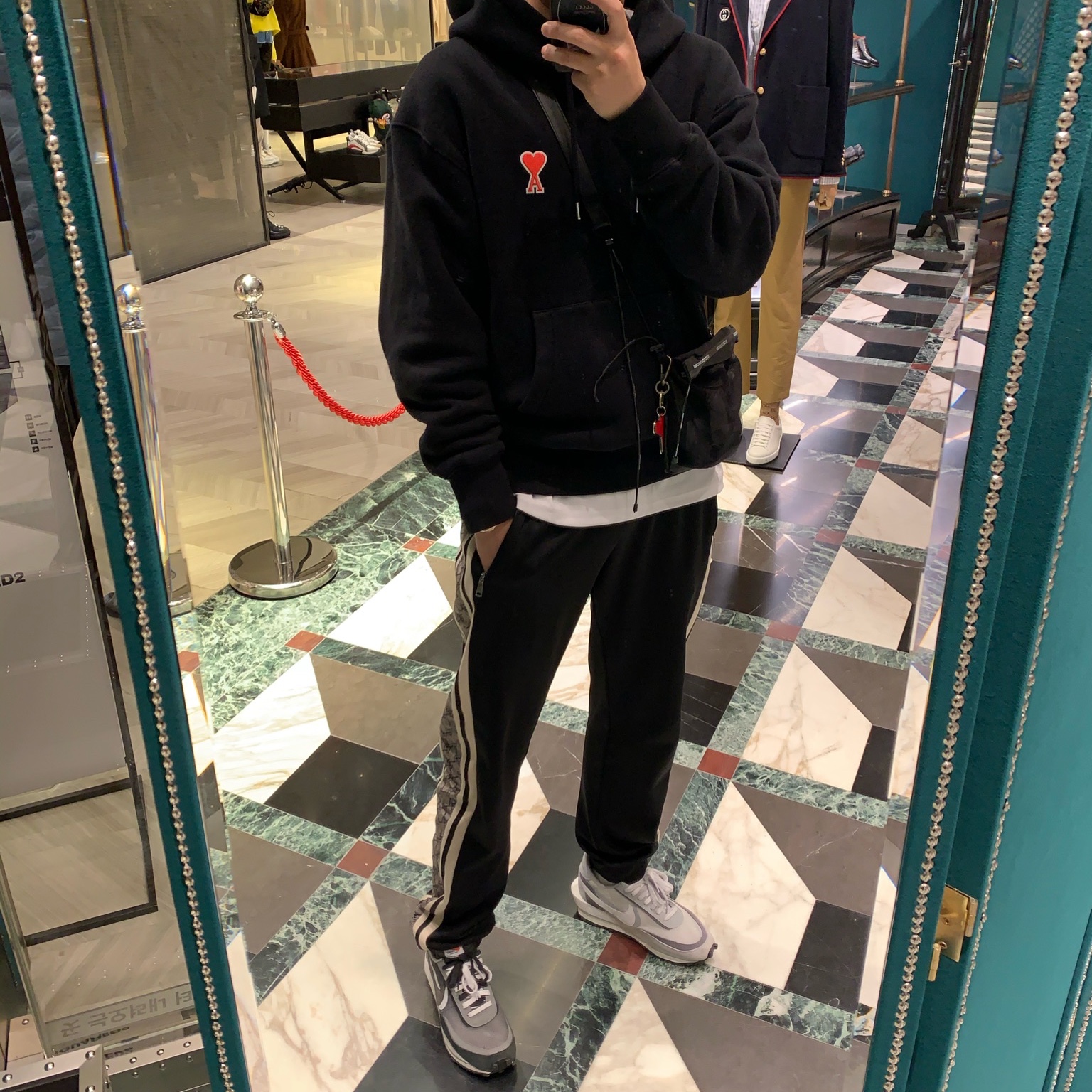 Nike x Sacai LDWaffle Summit White, Nike x Sacai LDWaffle Black 착용 스타일