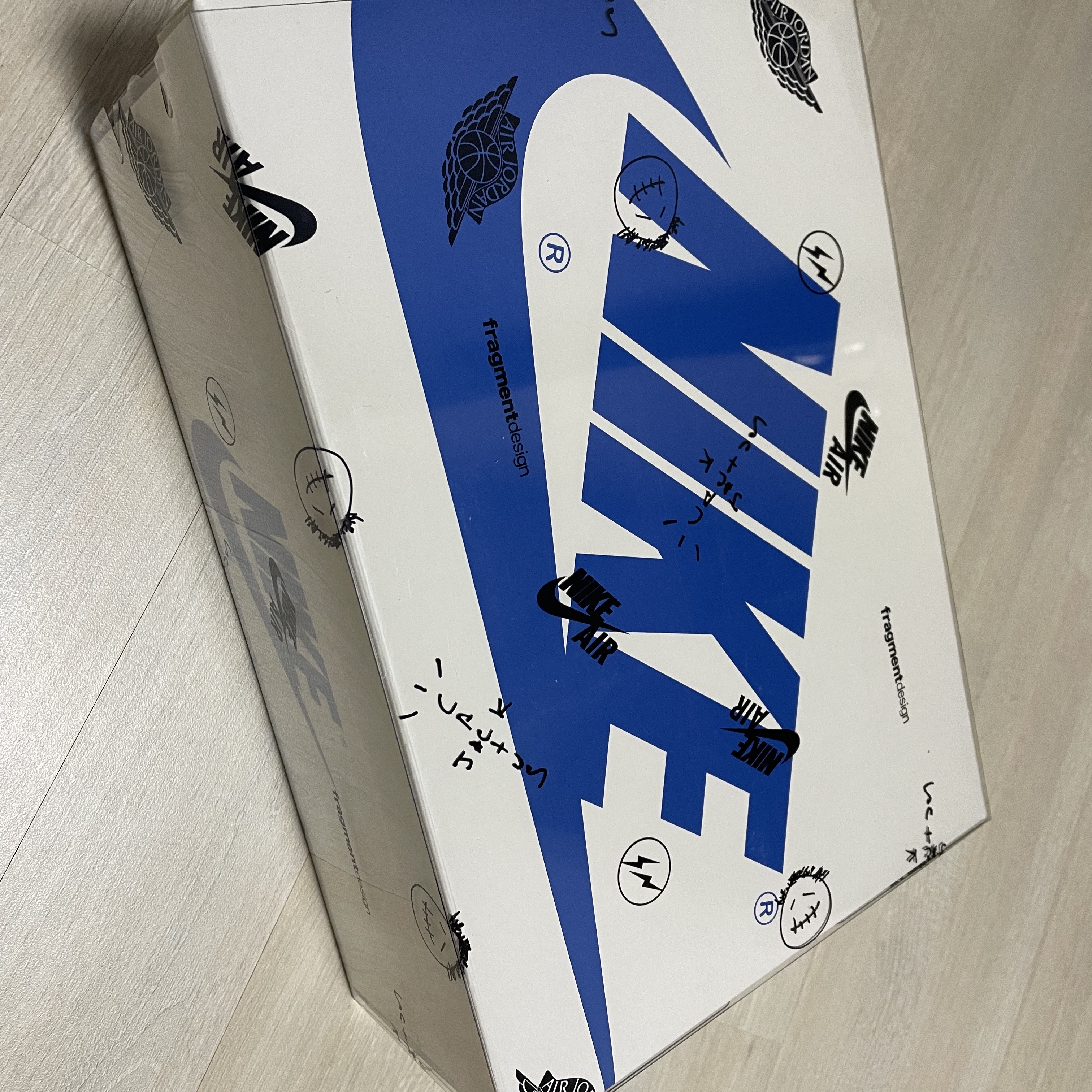 Jordan 1 x Travis Scott x Fragment Retro Low OG SP Military Blue 착용 스타일 - 4