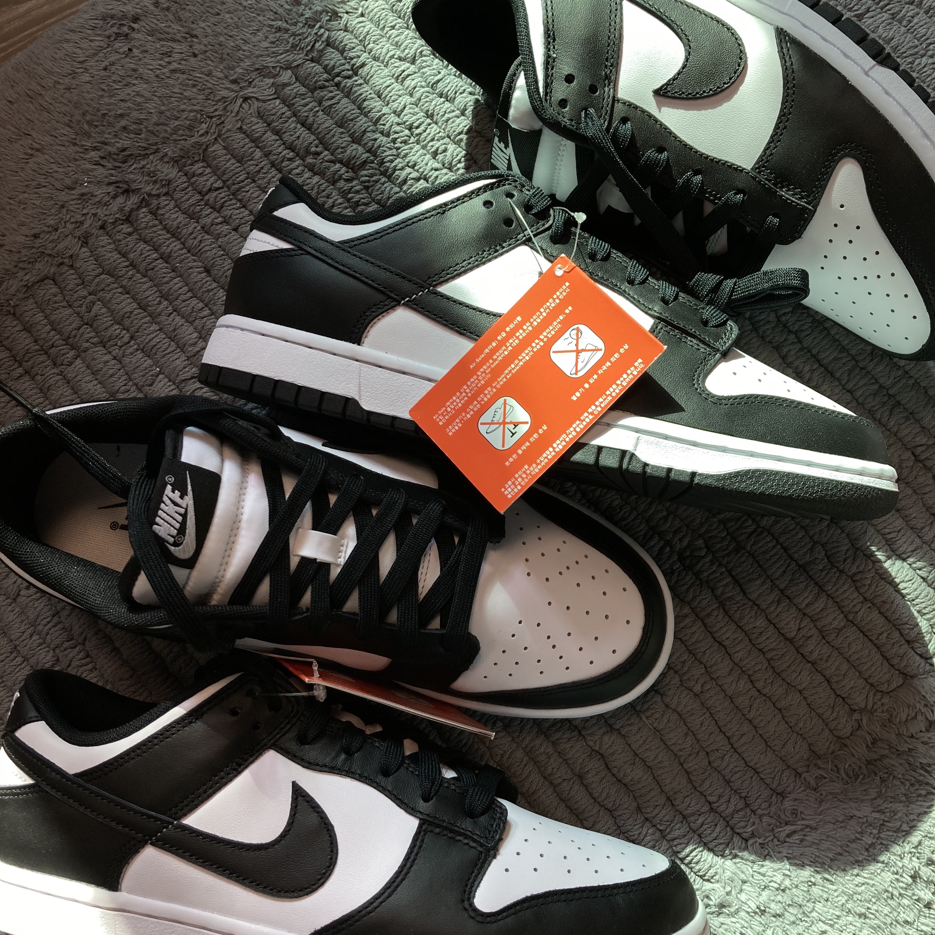 Nike Dunk Low Retro Black 착용 스타일 - 1