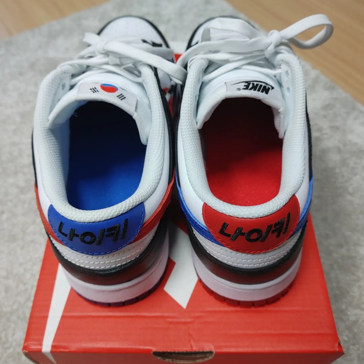 Nike Dunk Low SE Seoul 착용 스타일 - 4