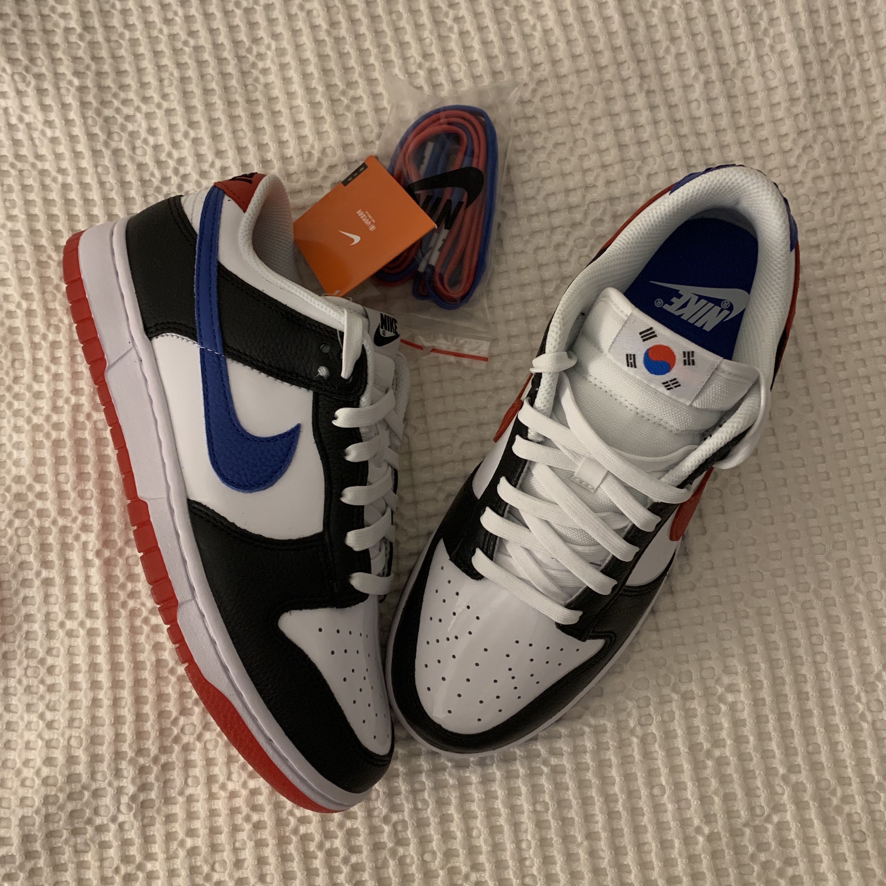 Nike Dunk Low SE Seoul 착용 스타일 - 2