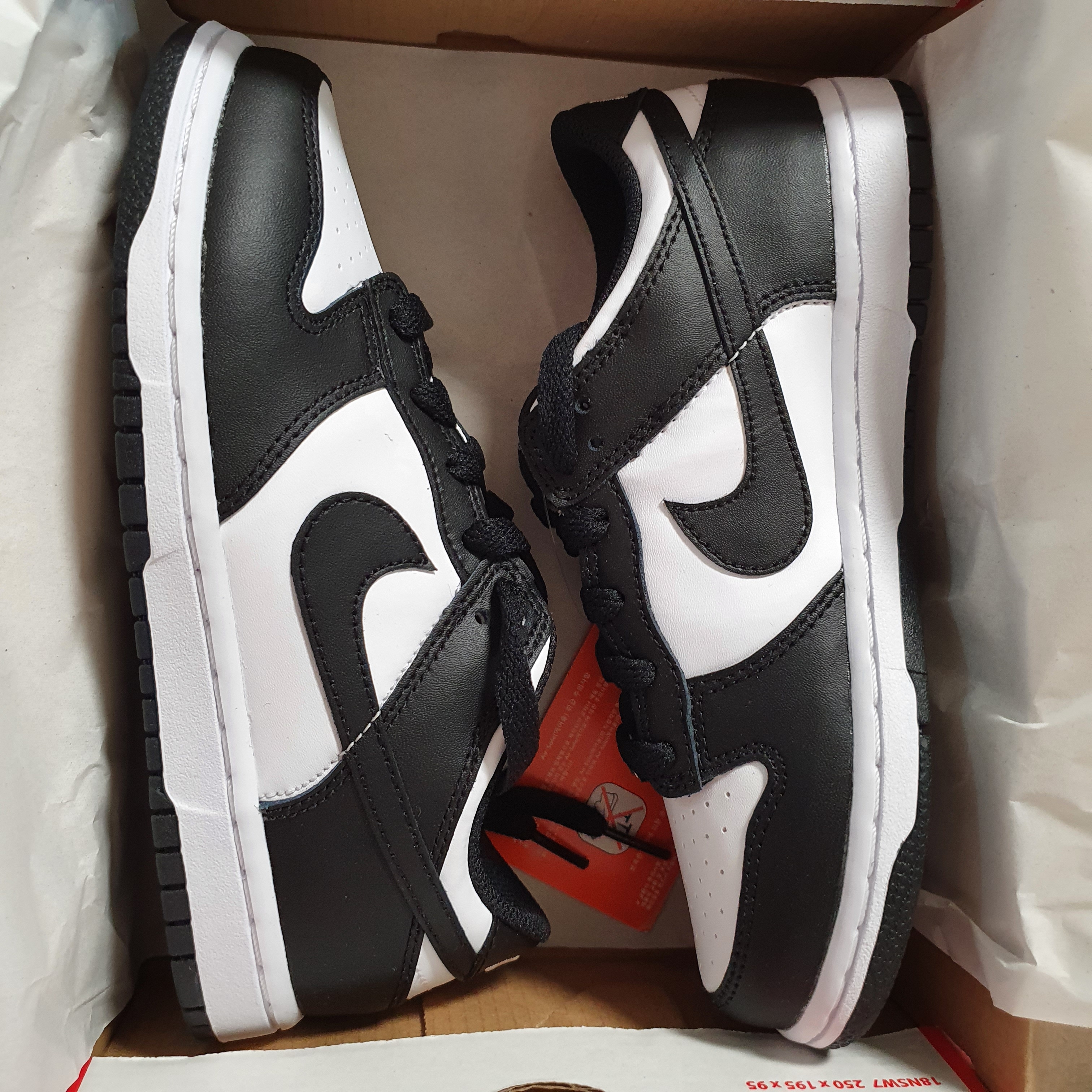 (TD) Nike Dunk Low Varsity Maize, (PS) Nike Dunk Low Black 착용 스타일 - 2