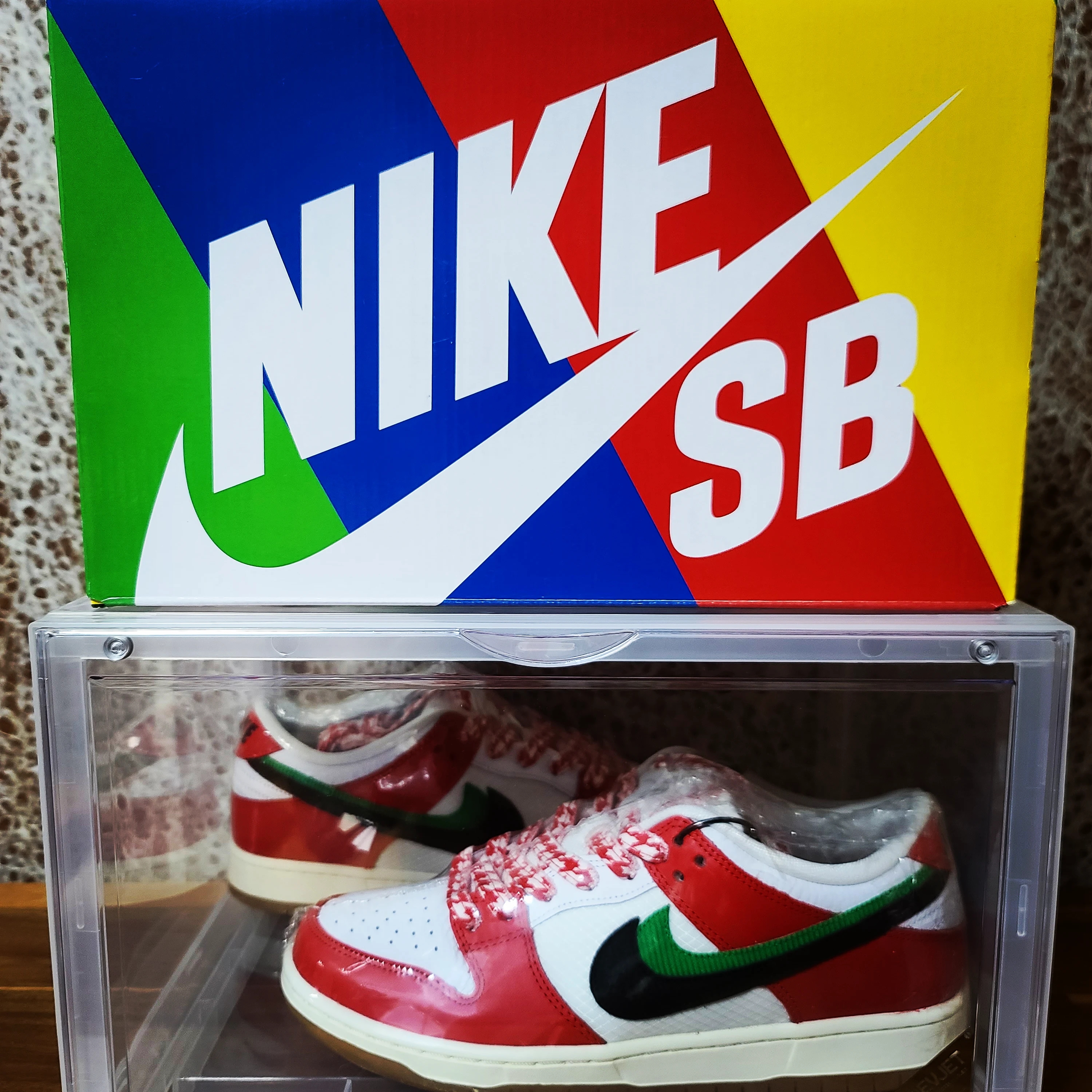 Nike x Frame Skate SB Dunk Low Pro Habibi 착용 스타일