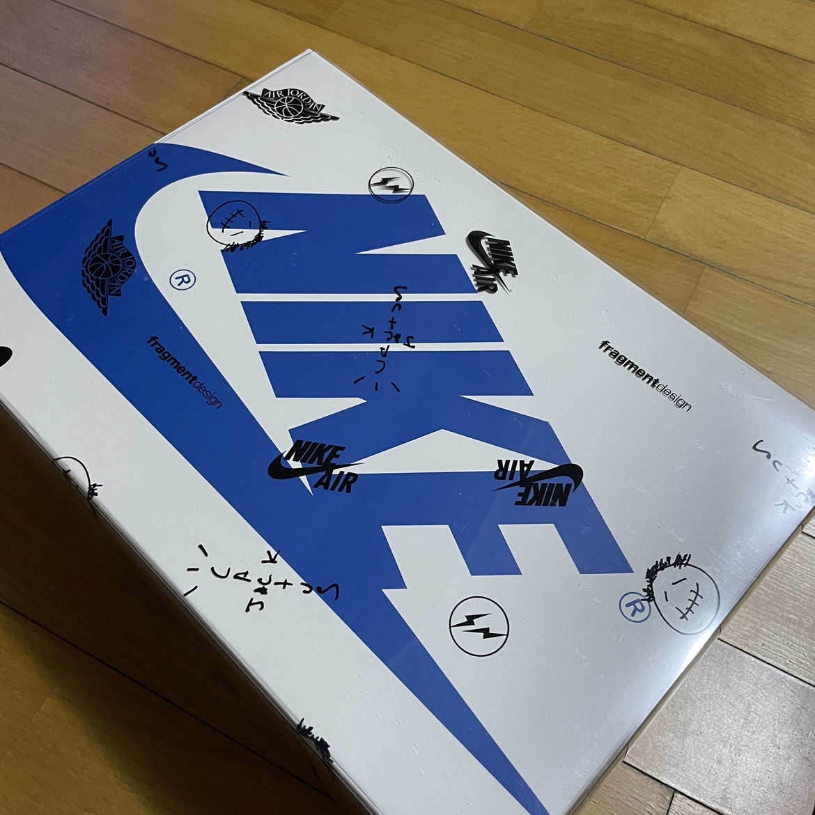 Jordan 1 x Travis Scott x Fragment Retro Low OG SP Military Blue 착용 스타일 - 1