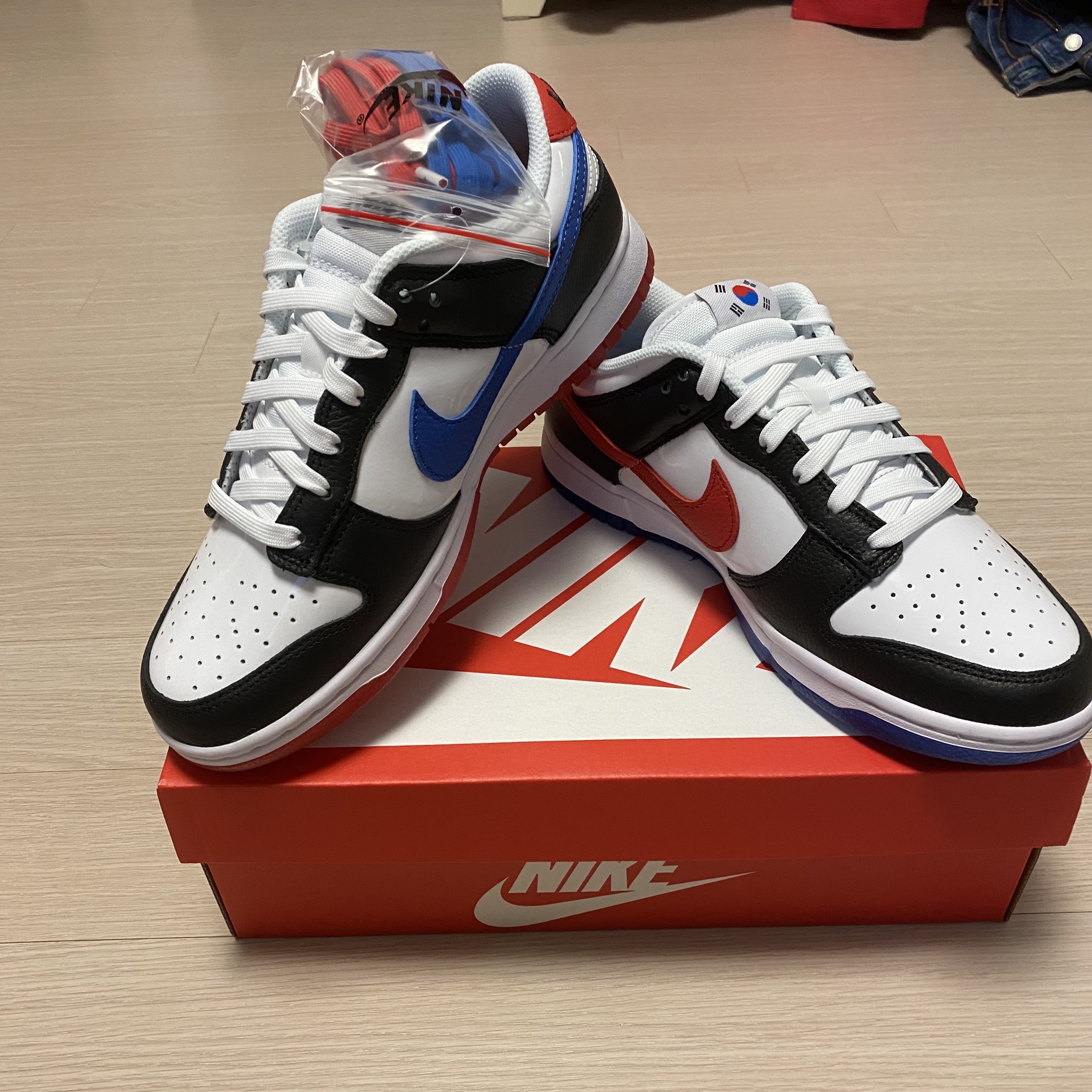 Nike Dunk Low SE Seoul 착용 스타일