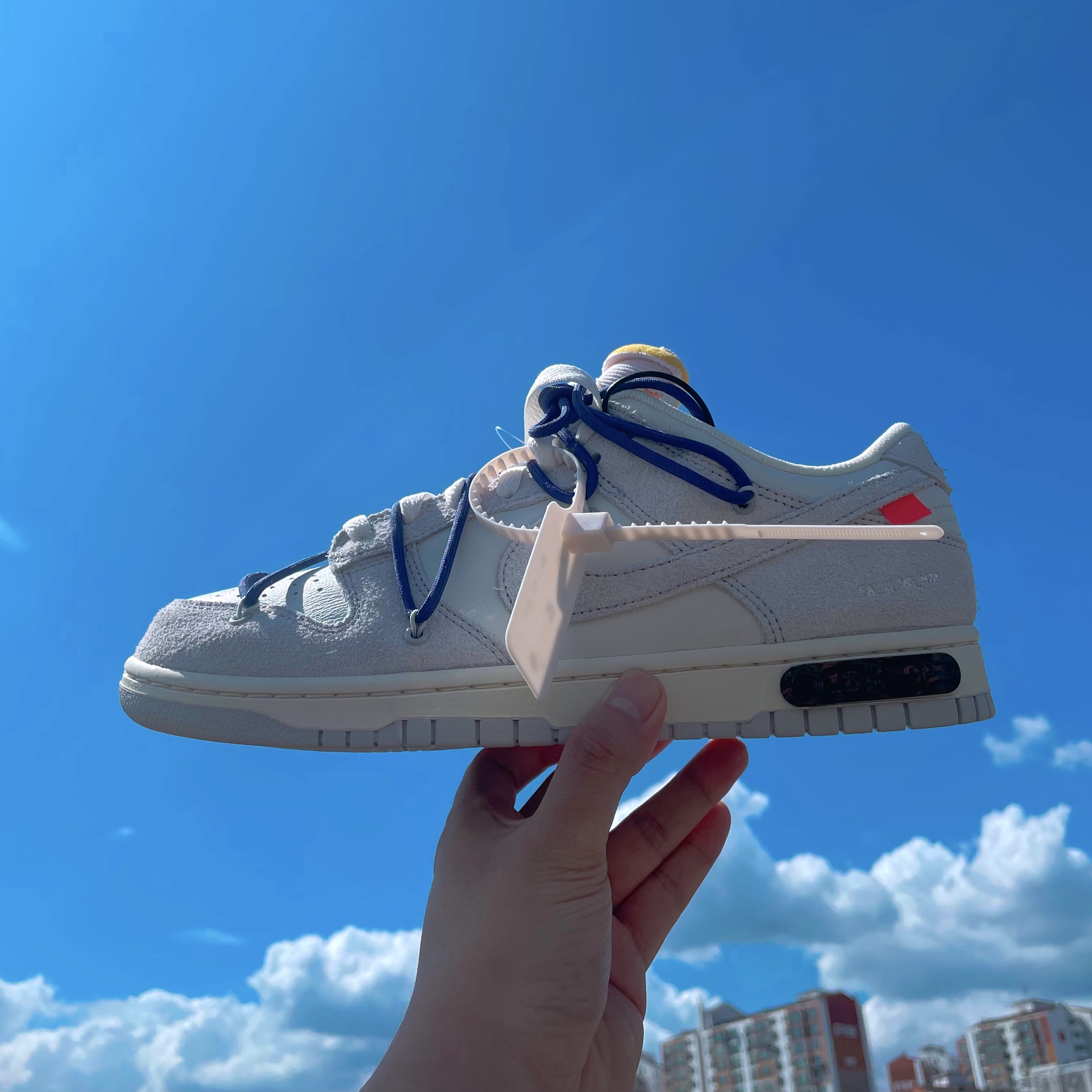 Nike x Off-White Dunk Low The 50 - Lot 18 착용 스타일