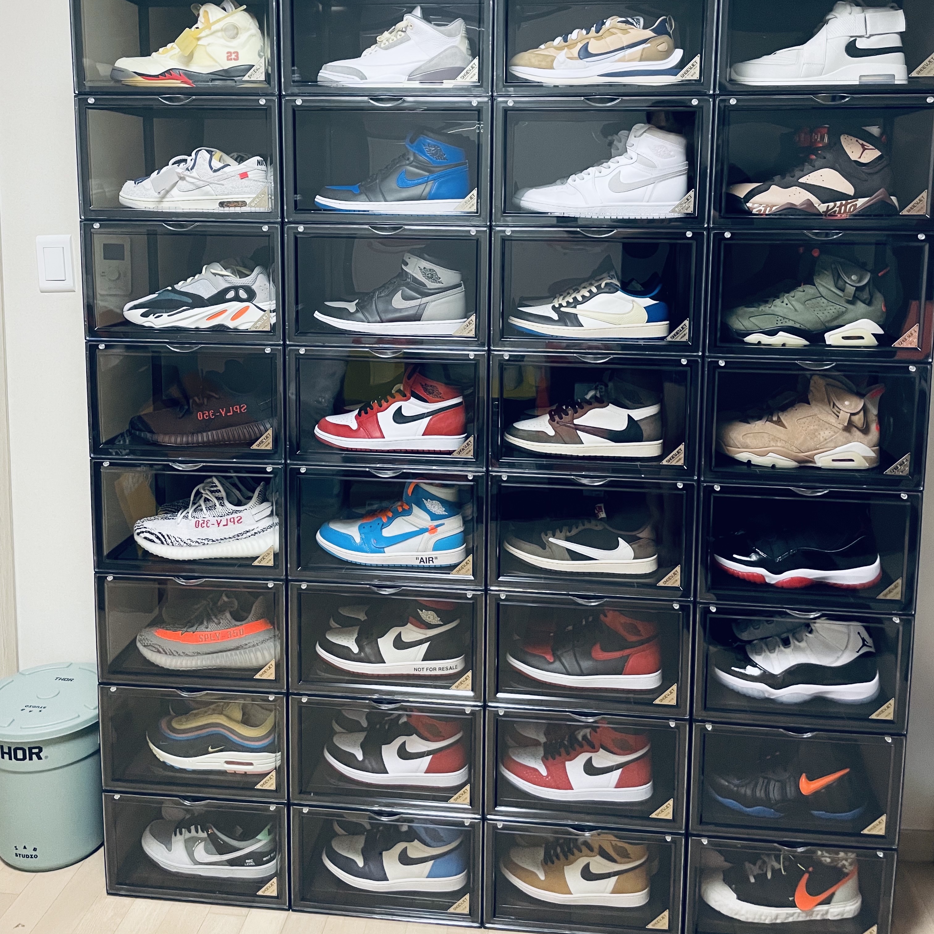 Jordan 1 x Travis Scott x Fragment Retro Low OG SP Military Blue, Jordan 1 x Travis Scott Retro High OG SP Mocha 착용 스타일