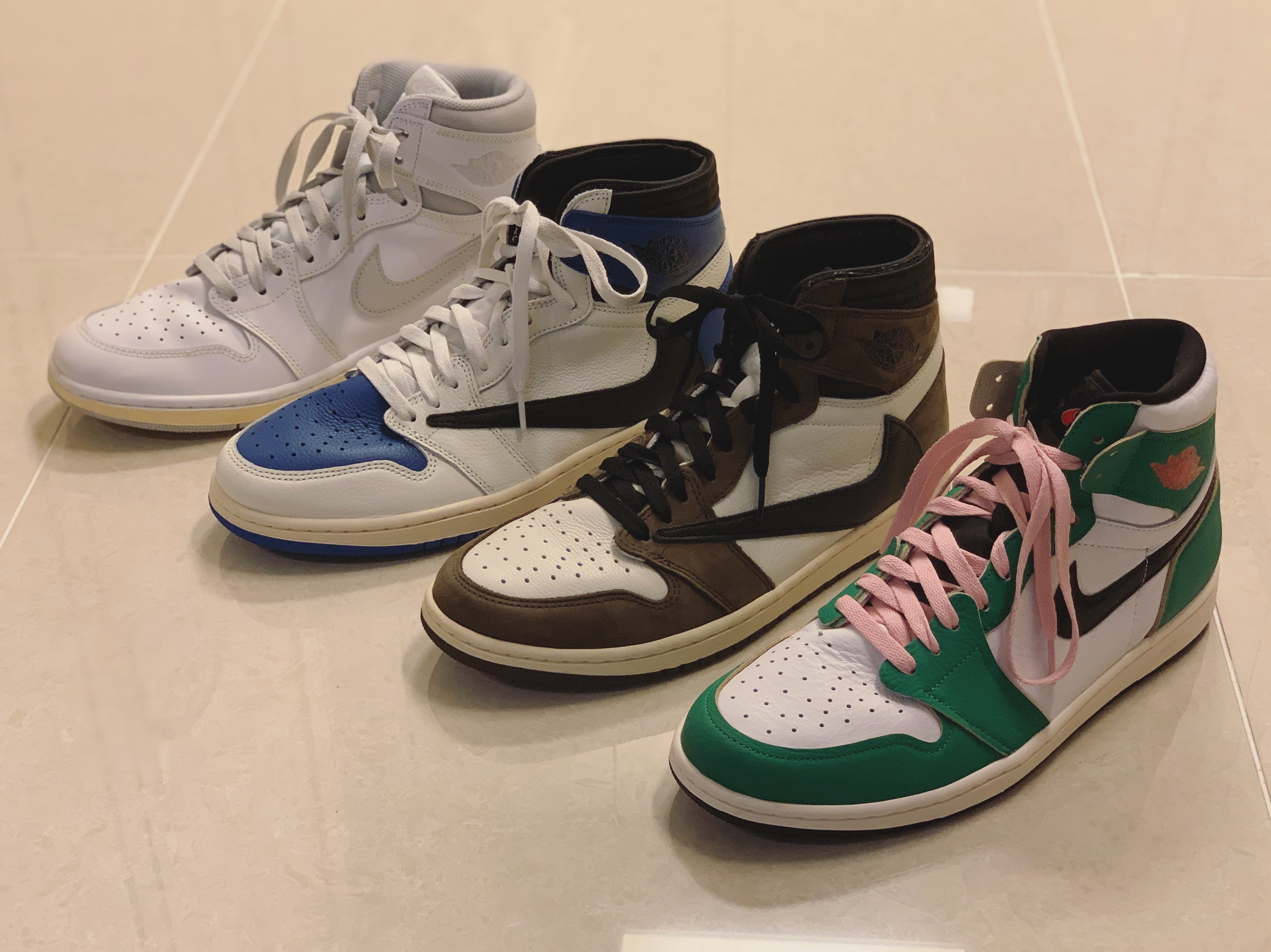 Jordan 1 x Travis Scott x Fragment Retro High OG SP Military Blue, (W) Jordan 1 Retro High OG Lucky Green 착용 스타일 - 2