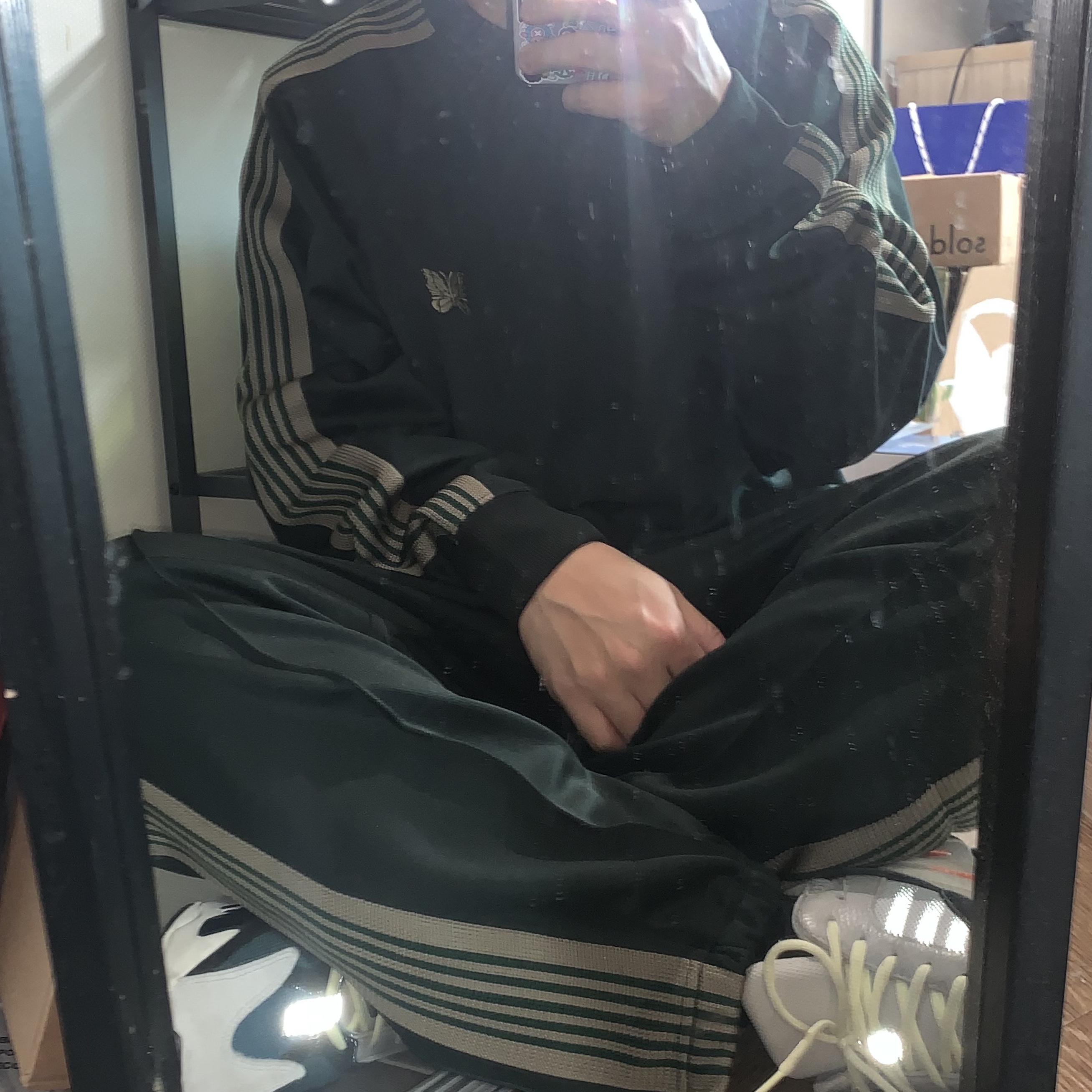 Adidas Yeezy Boost 700 Wave Runner Solid Grey 2017/2019 착용 스타일