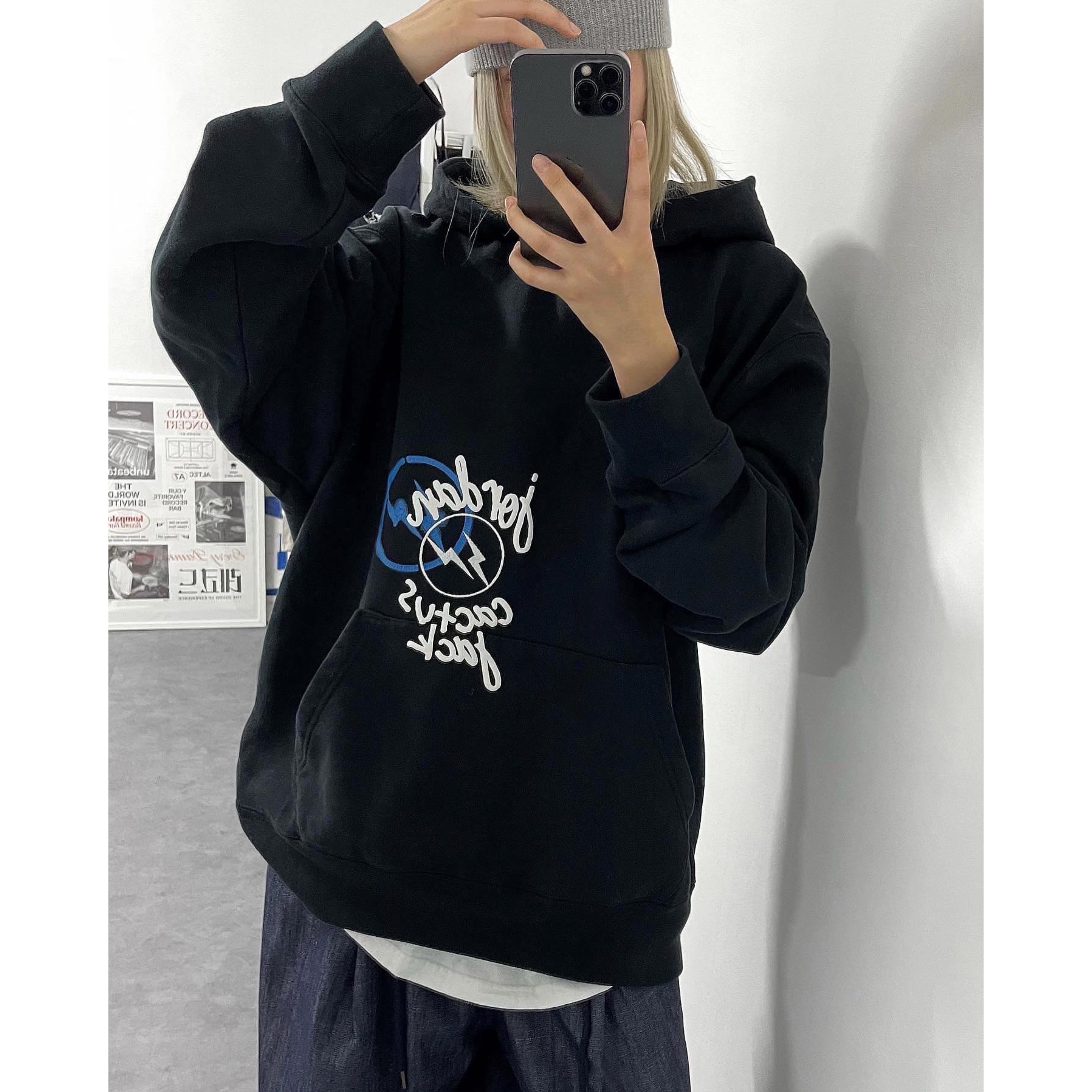 Jordan x Travis Scott x Fragment Hoodie Black (DJ0615-010) 착용 스타일 - 2