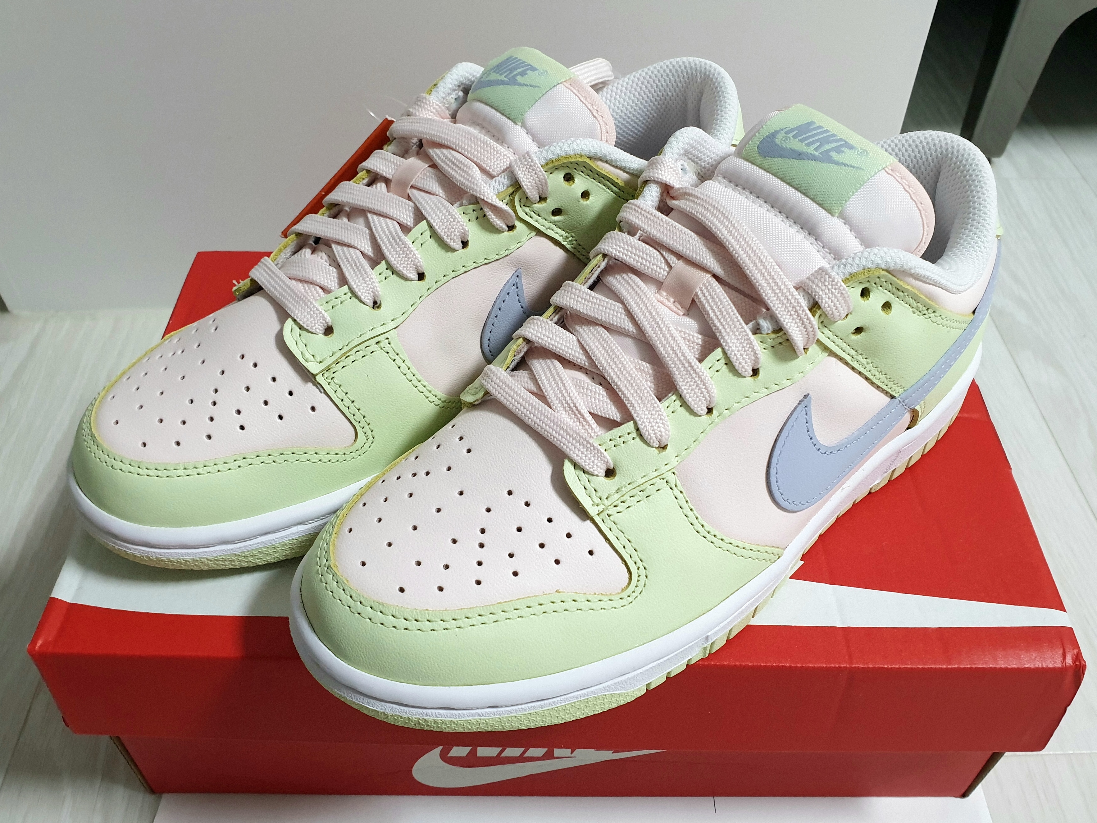(W) Nike Dunk Low Light Soft Pink 착용 스타일