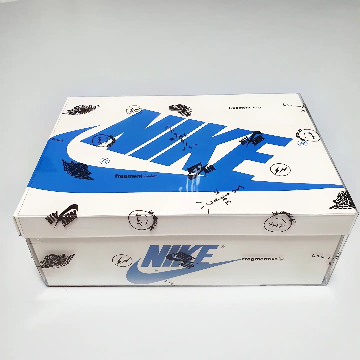 Jordan 1 x Travis Scott x Fragment Retro Low OG SP Military Blue 착용 스타일 - 1