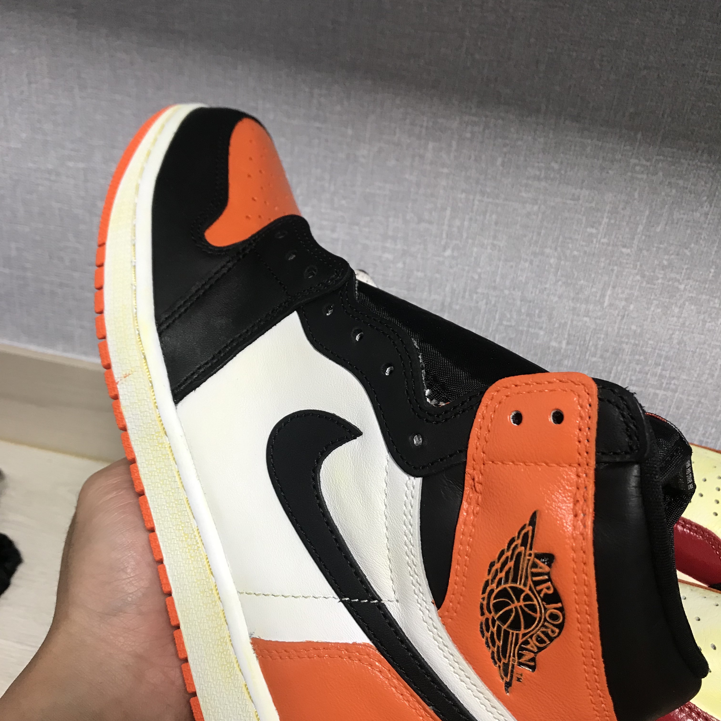 Jordan 1 Retro High OG Electro Orange, Jordan 1 Retro Shattered Backboard 착용 스타일 - 3