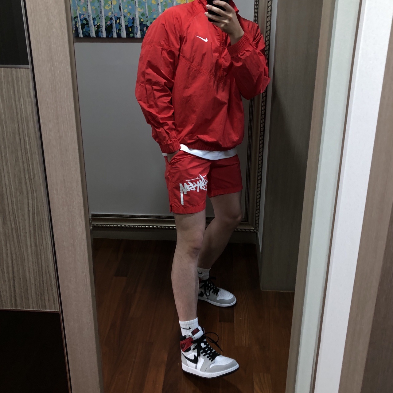 Nike x Stussy Windrunner Jacket Habanero Red, Nike x Stussy Water Shorts Habanero Red 착용 스타일
